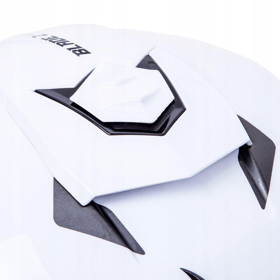 BIAŁY KASK NA MOTOR MT BLADE 2 XL POD PINLOCK Waga produktu 1500 g