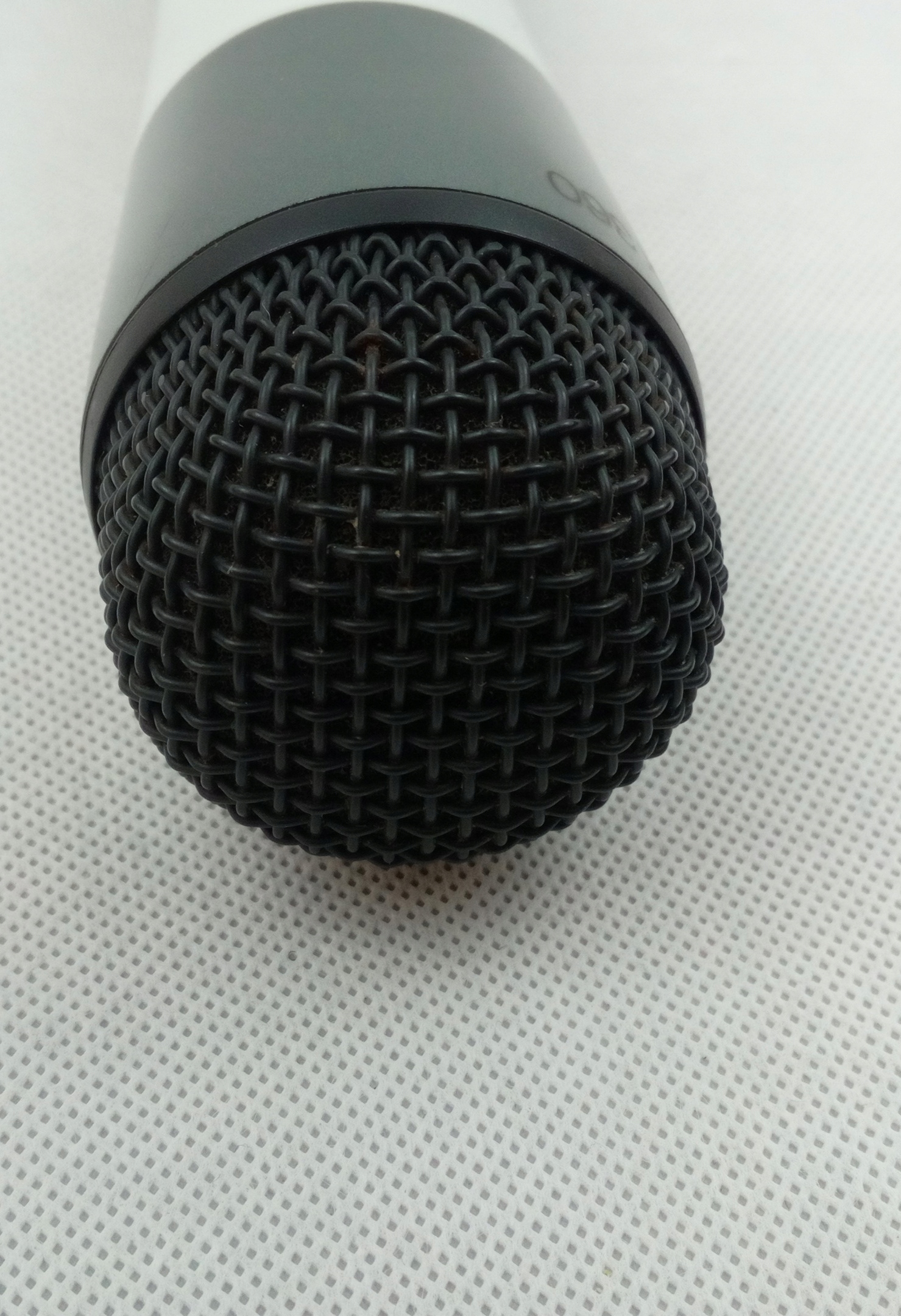 SOLIDNY BIAŁY MIKROFON LIPS BEZPRZEWODOWY MICROSOFT KLASYCZNA SERIA TESTED Kod producenta LIPS