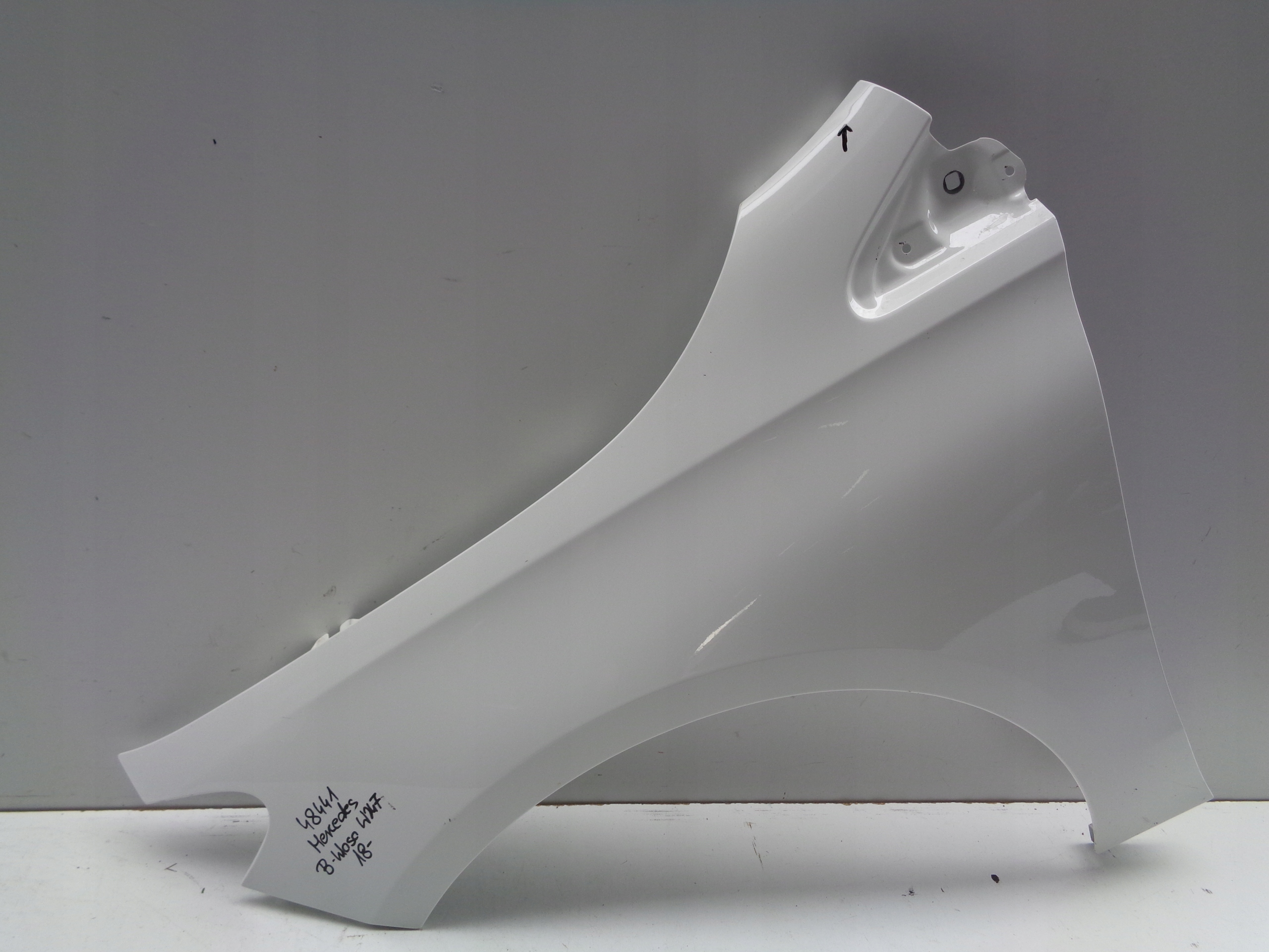 fender left front MERCEDES B-KLASA W247 18- NR 48441