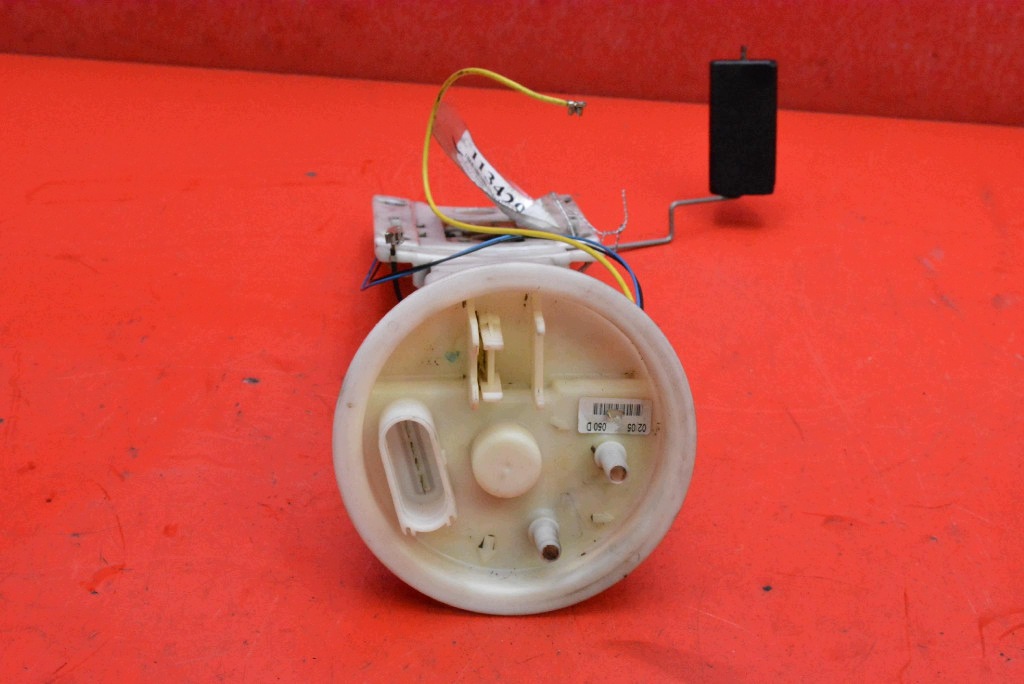 sensor of the level of the fuel 8E0919050D AUDI A4 B7 2.0 TDI 140 KM 04-08