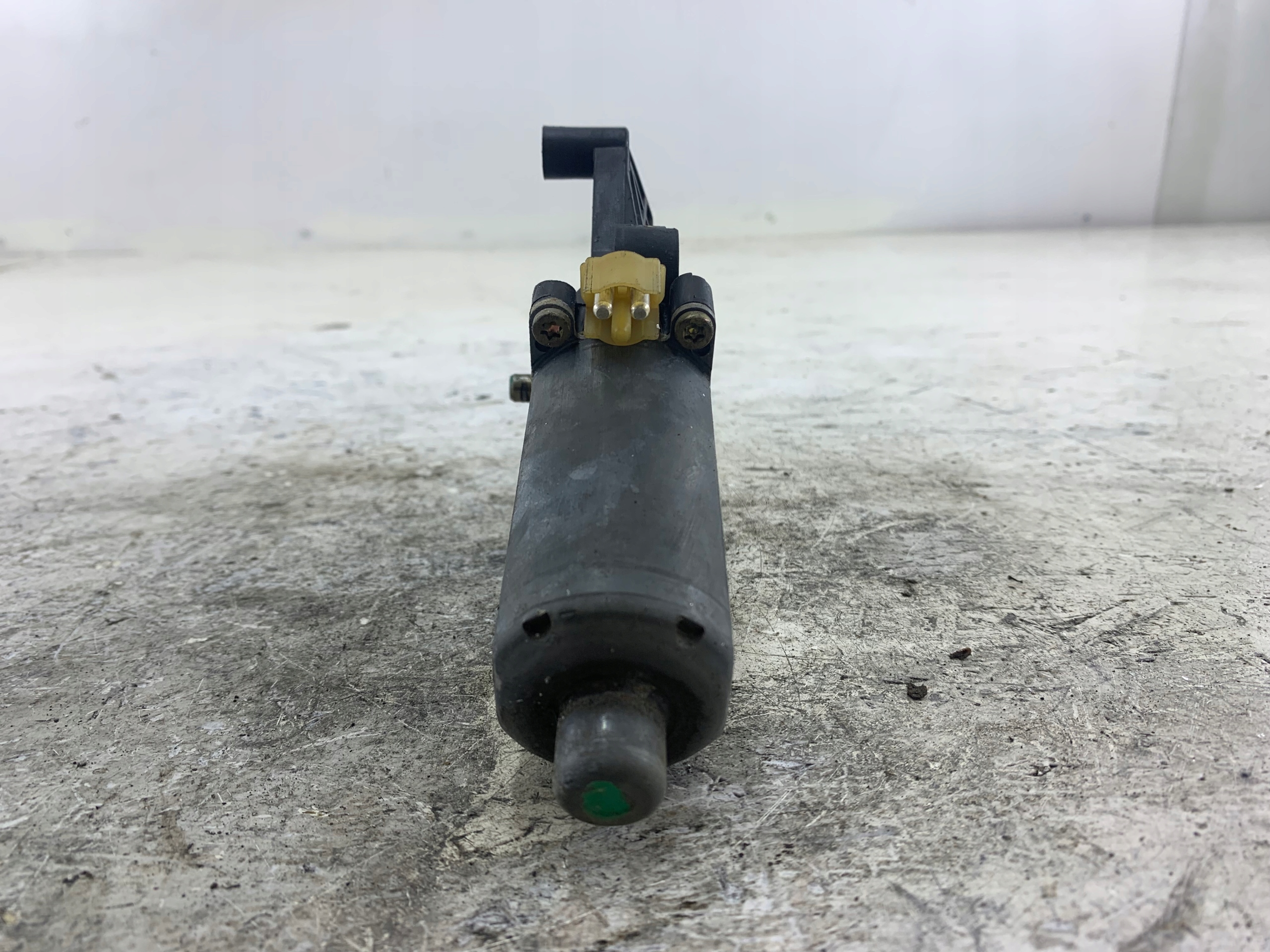 MERCEDES W202 mini motor windows right front 0130821639