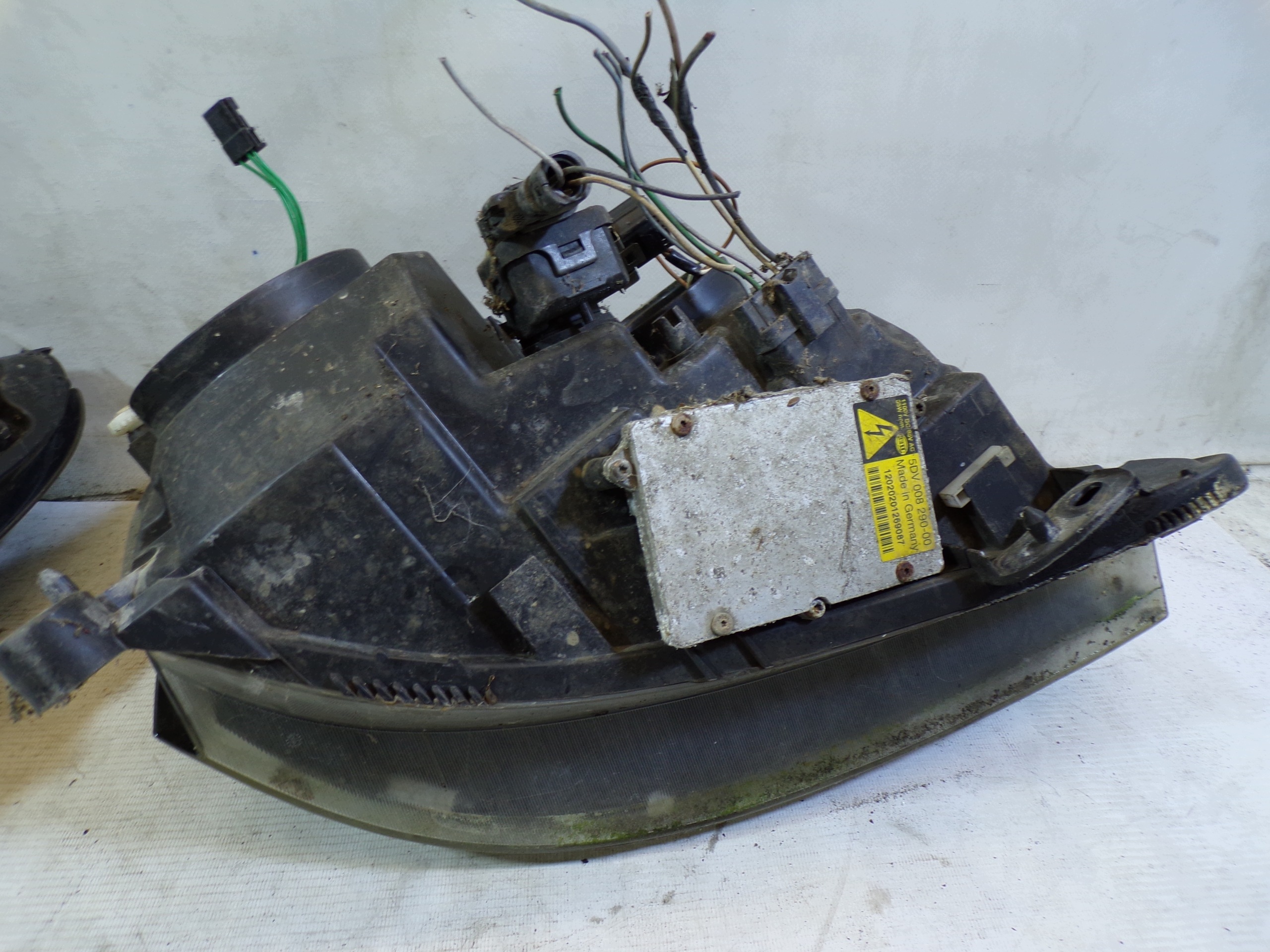 lights front front left right XENON RENAULT CLIO 2 II LIFT (K)
