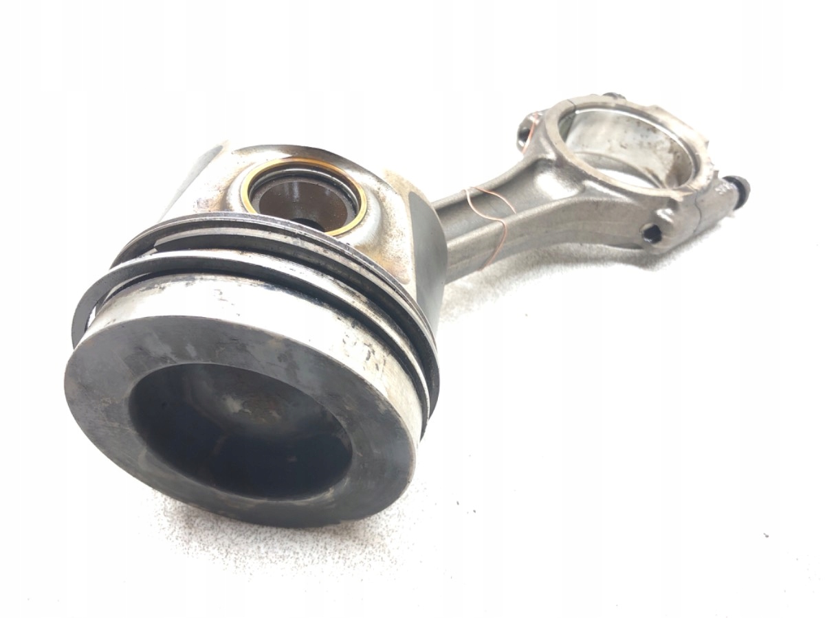 2.0TDI - ПОРШЕНЬ С ШАТУНОМ VW TOURAN 10-15 2.0 TDI 140KM CFH