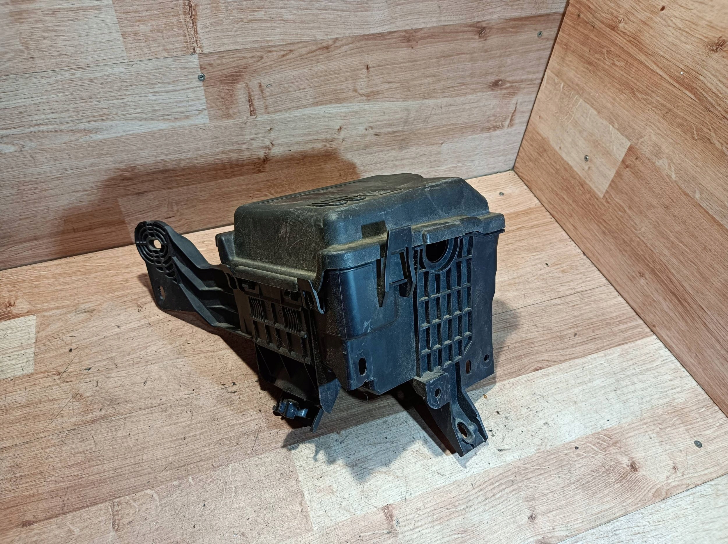 Module fusibles Complète Peugeot 208 9671941780