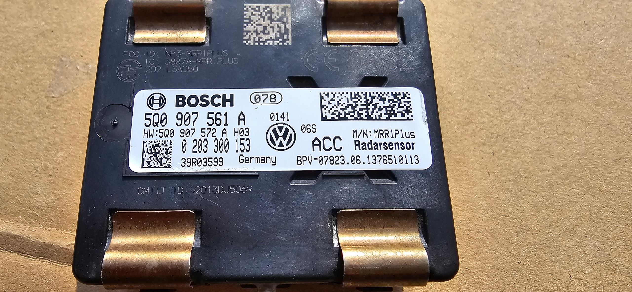 VW Audi Skoda Radar Sensor 5Q0
