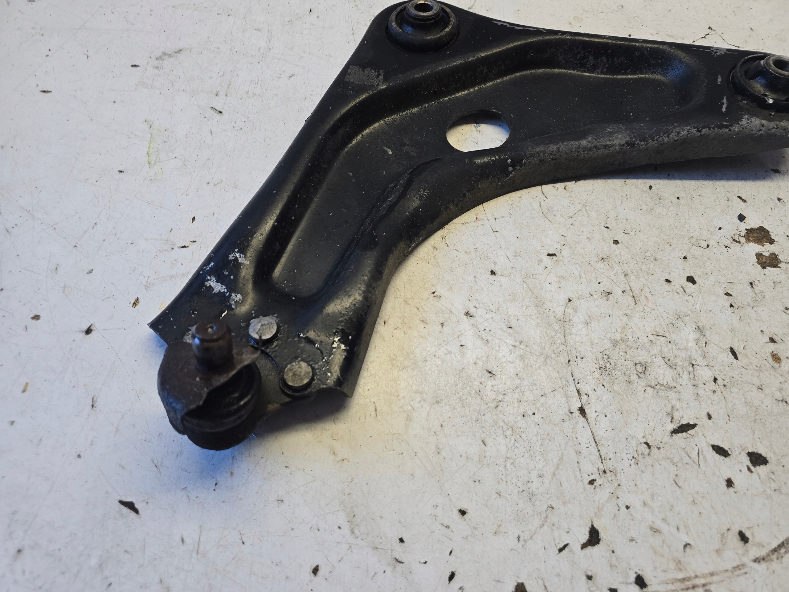 OPEL CROSSLAND X arm left front front original