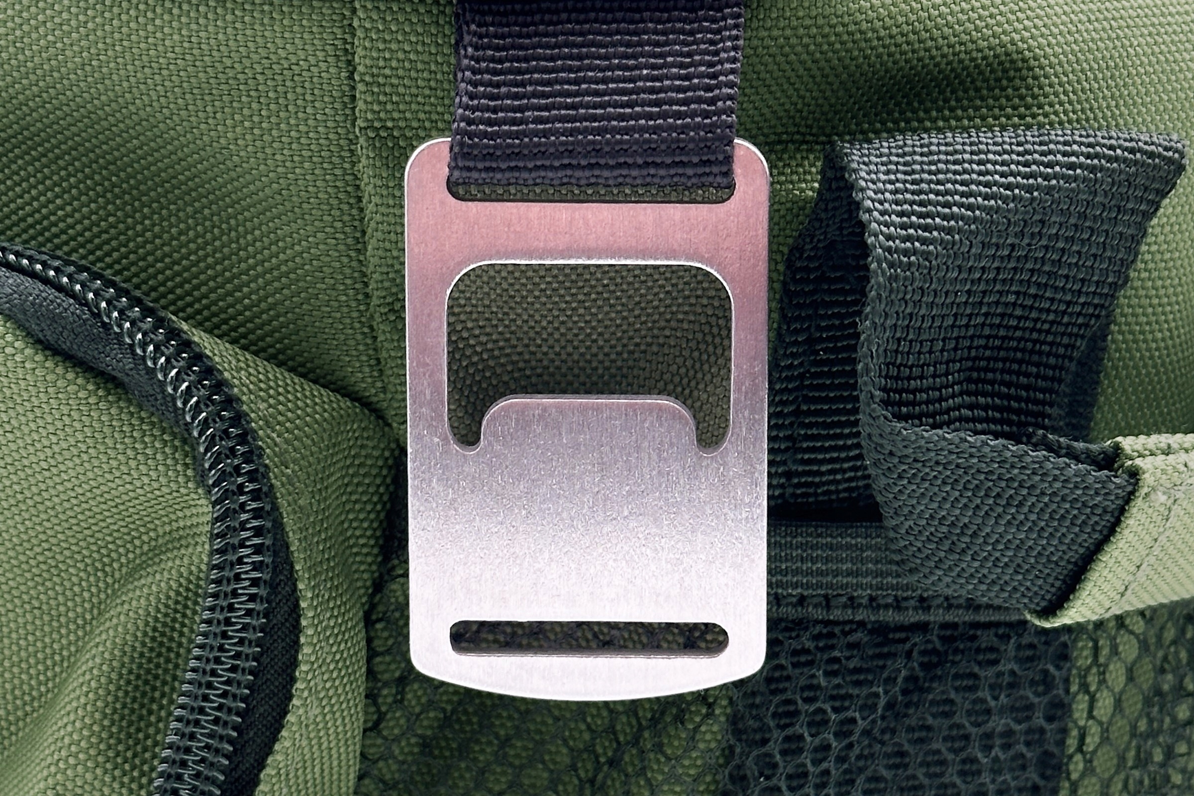 Torba termiczna wędkarska duża izolowana Majestic Sport 30L+ Model IceMan