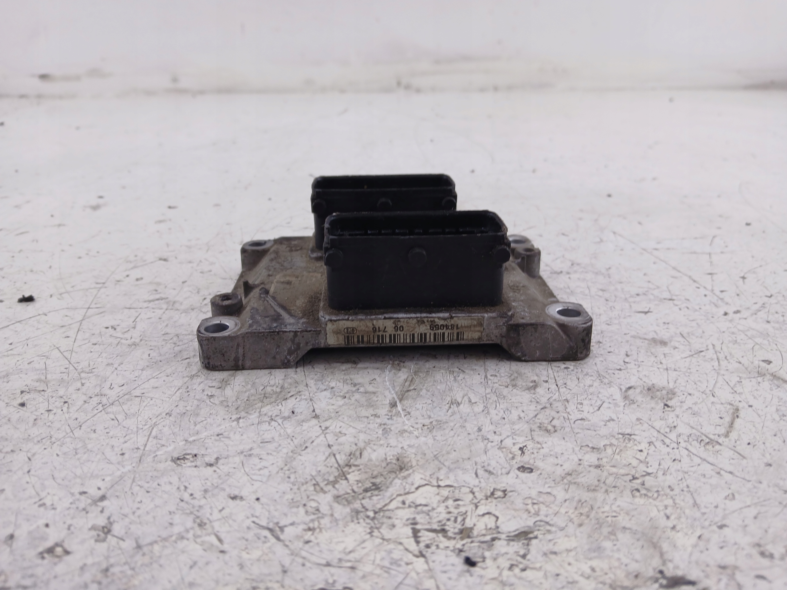 ALFA ROMEO 147 156 1.6 control unit of the engine 0261206716