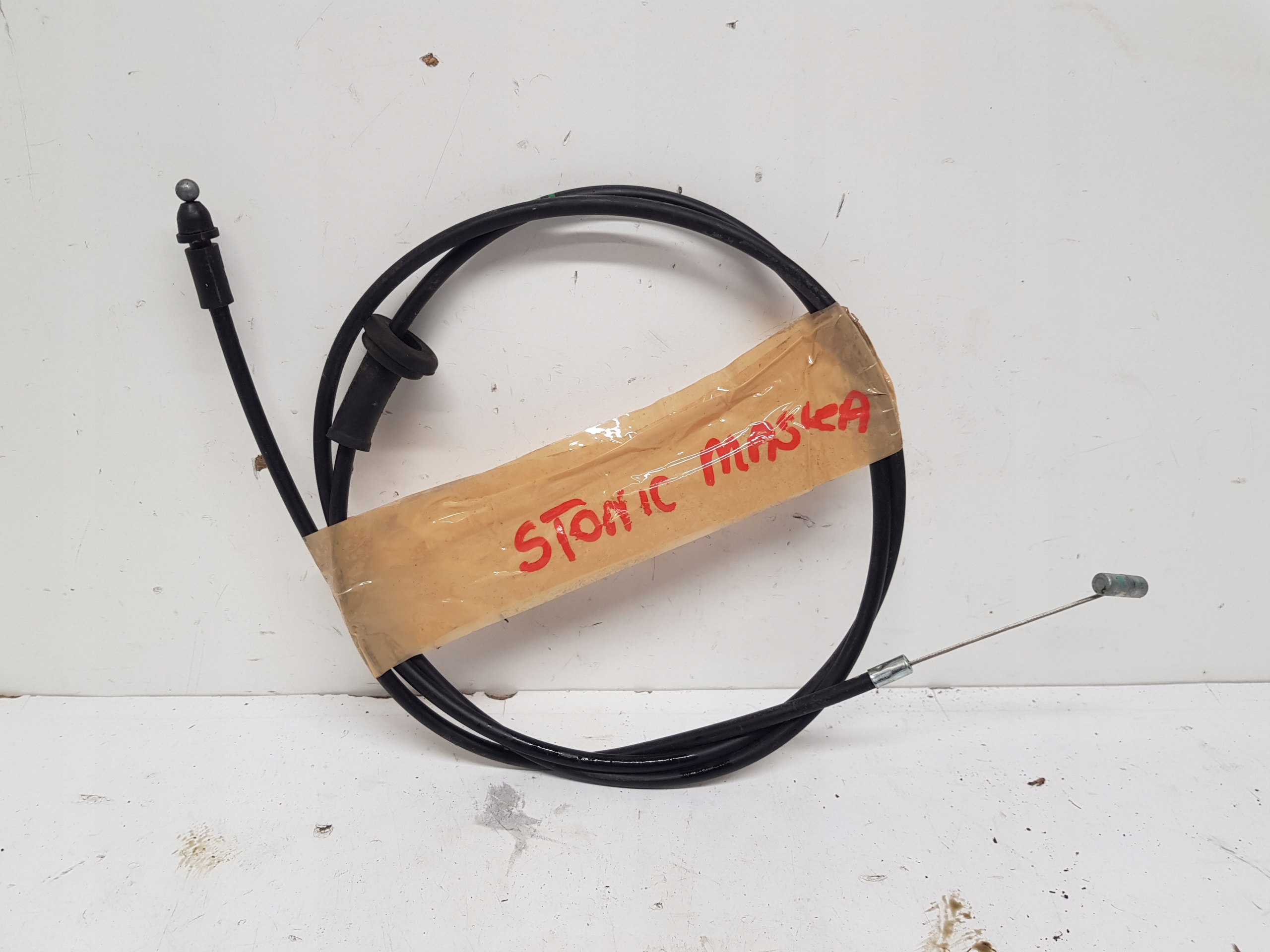 KIA STONIC Câble pour l’ouverture du capot Levier 2019R