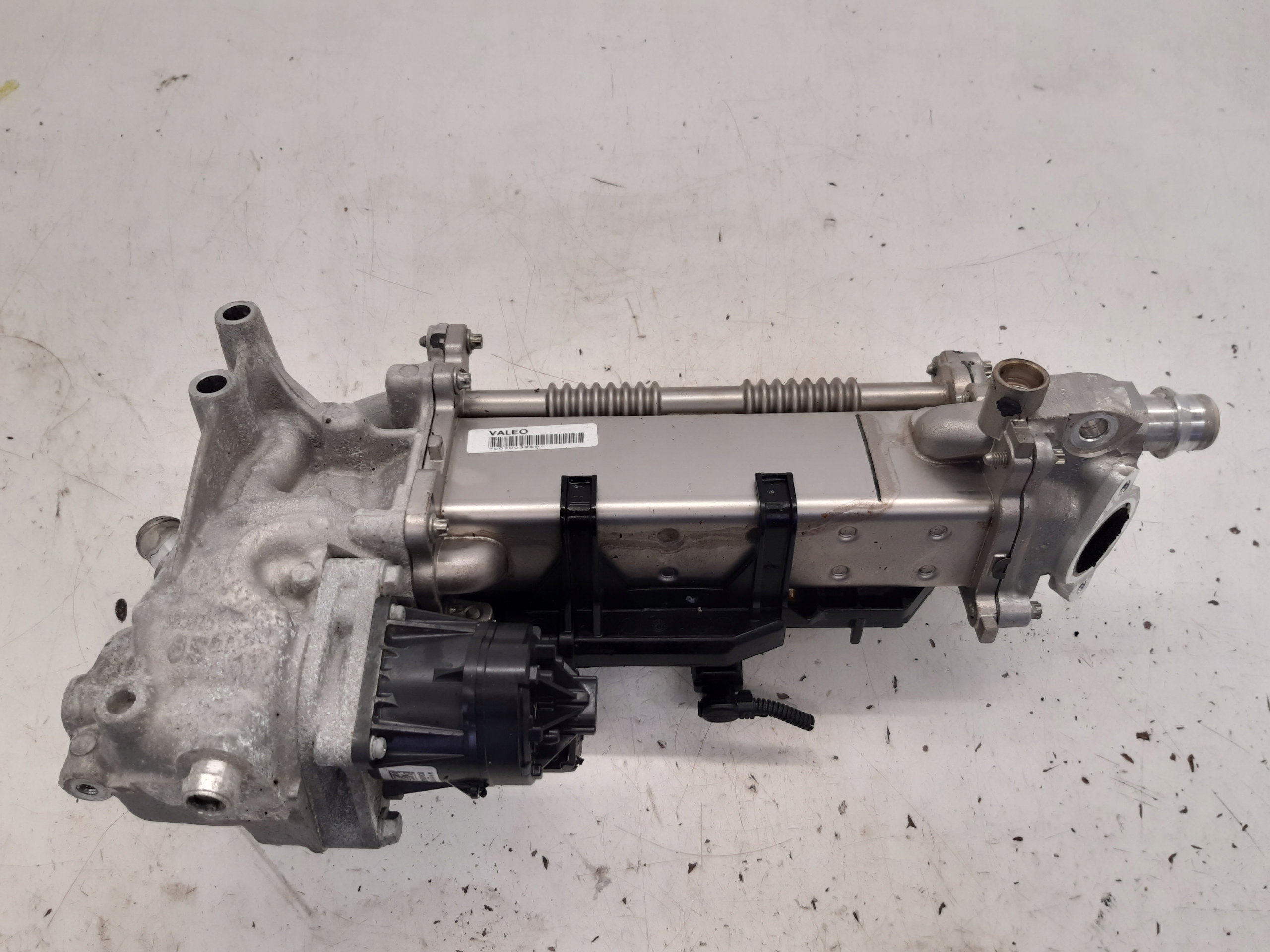 radiator EGR valve 29007672 Opel Astra K