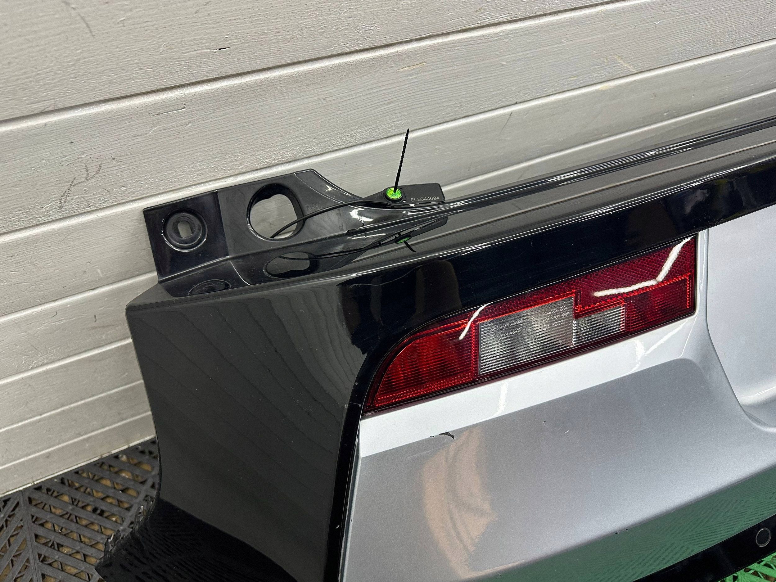 bumper rear rear part BMW i3 complete