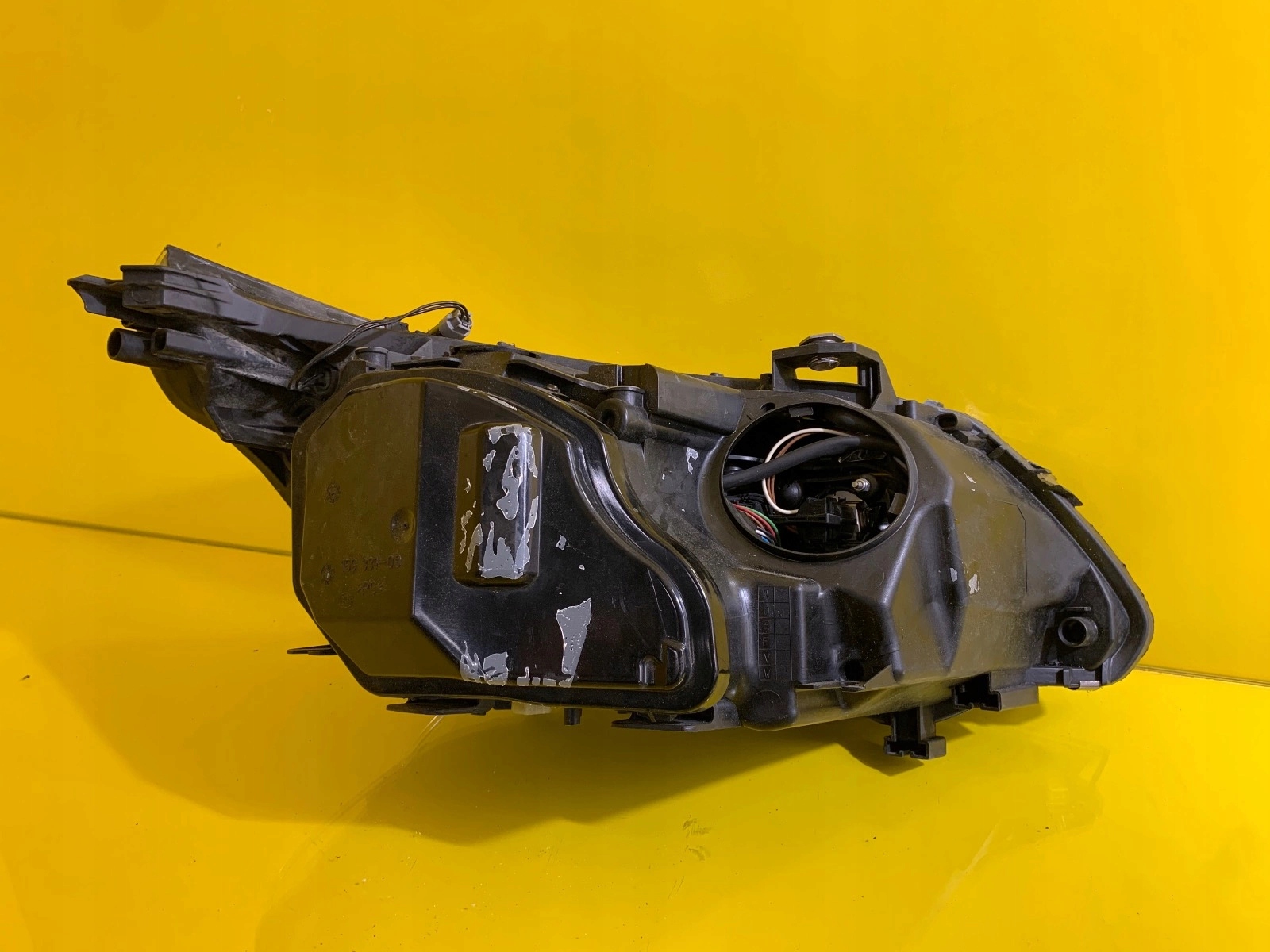 light right Bmw 5 E60 E61 03-06 BI-Xenon Skretna