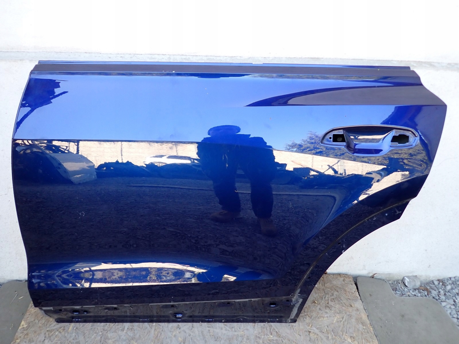 door left rear. left rear part AUDI Q8 4M8 4MN 2018- 4M8833051C