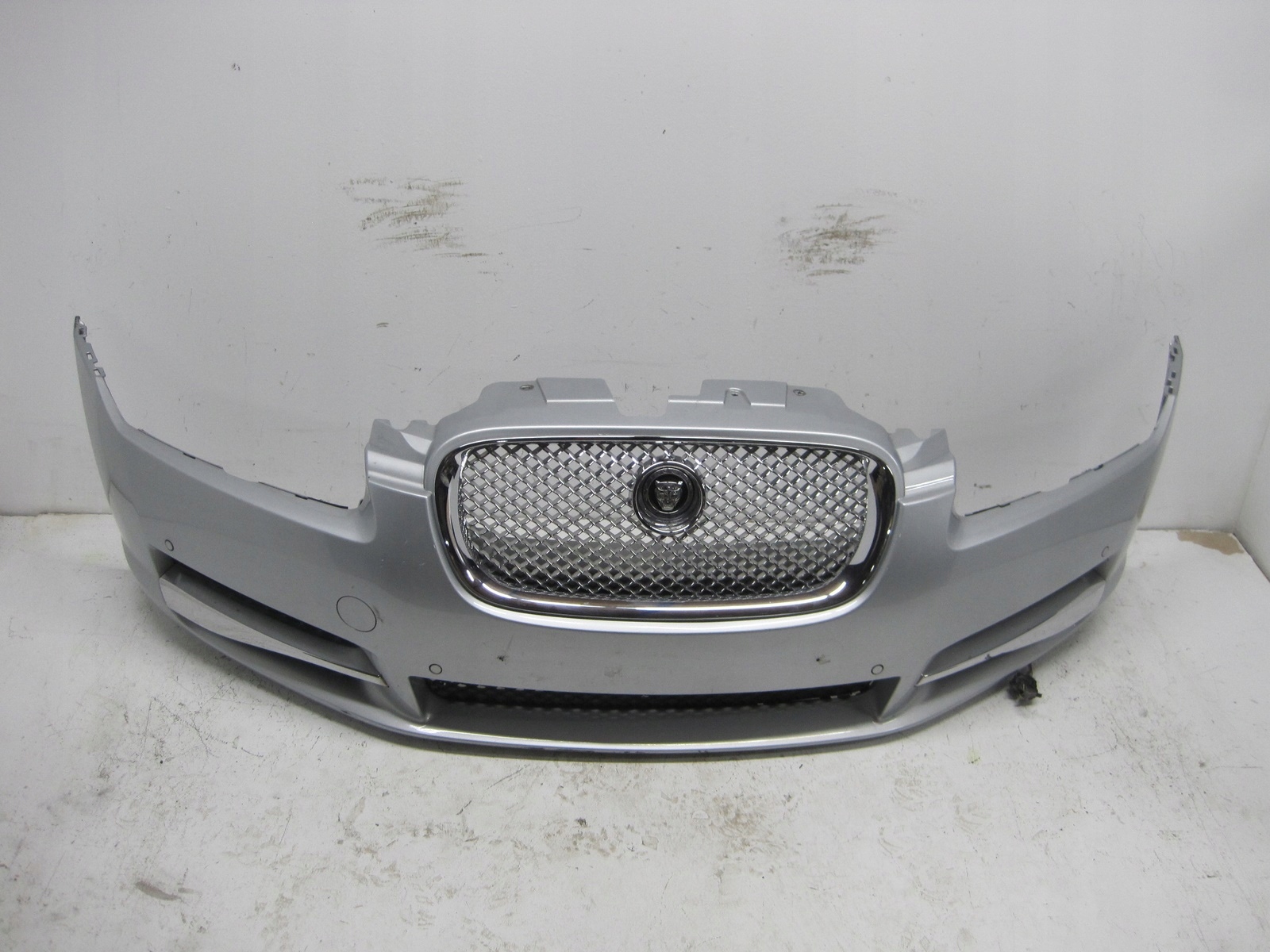 Stoßstange JAGUAR XF 4 PDC vorne vorne