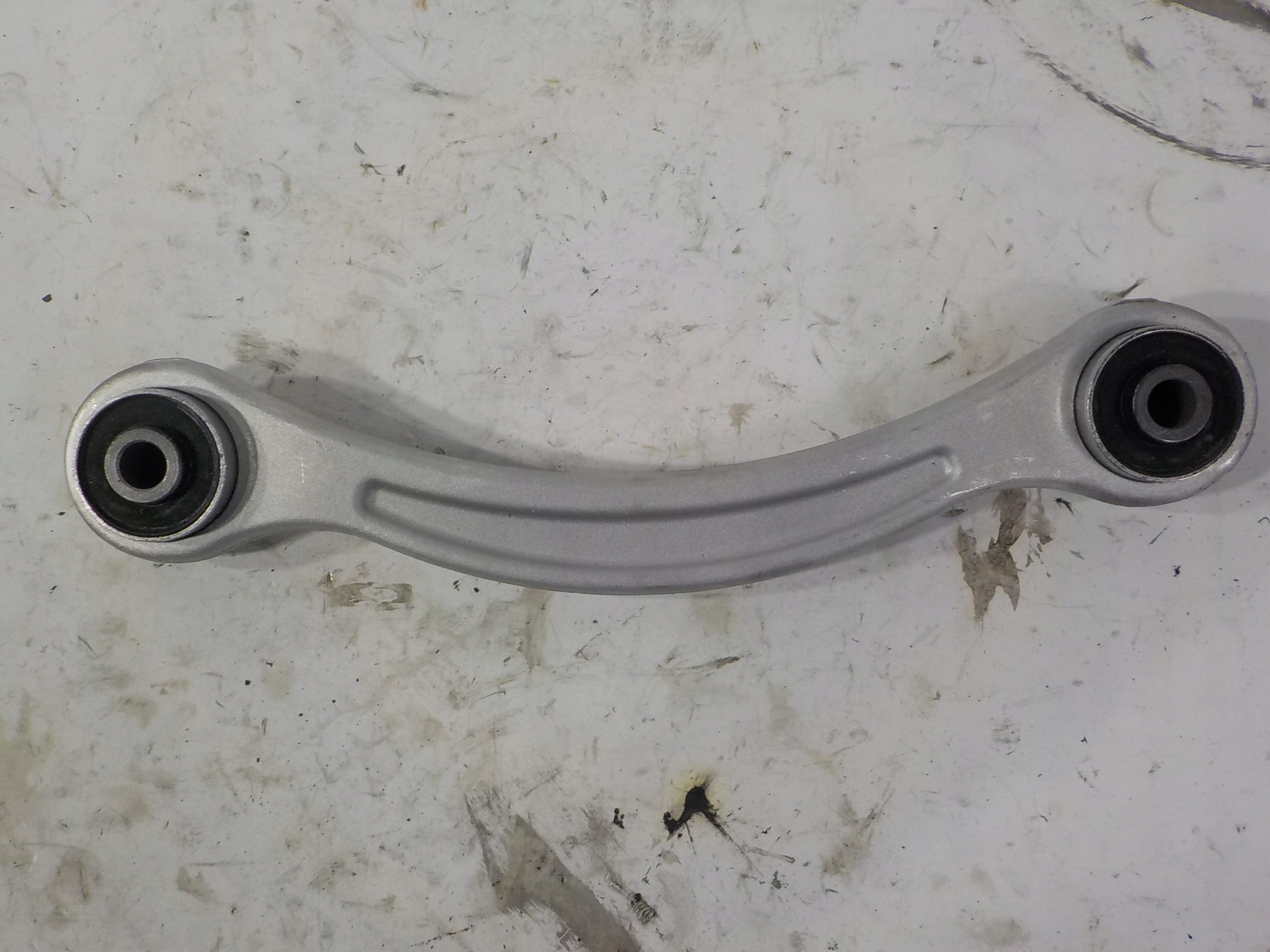 CHRYSLER 300 C arm rear upper rear part SRL