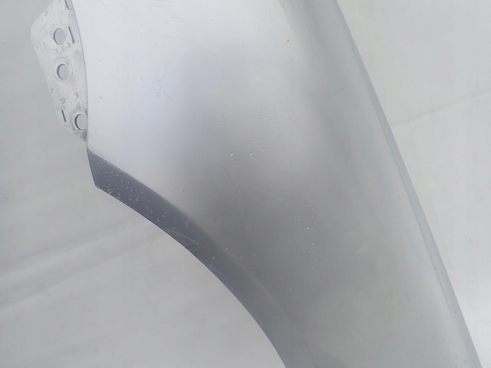 VW TOUAREG and 1 02-06 fender front front left
