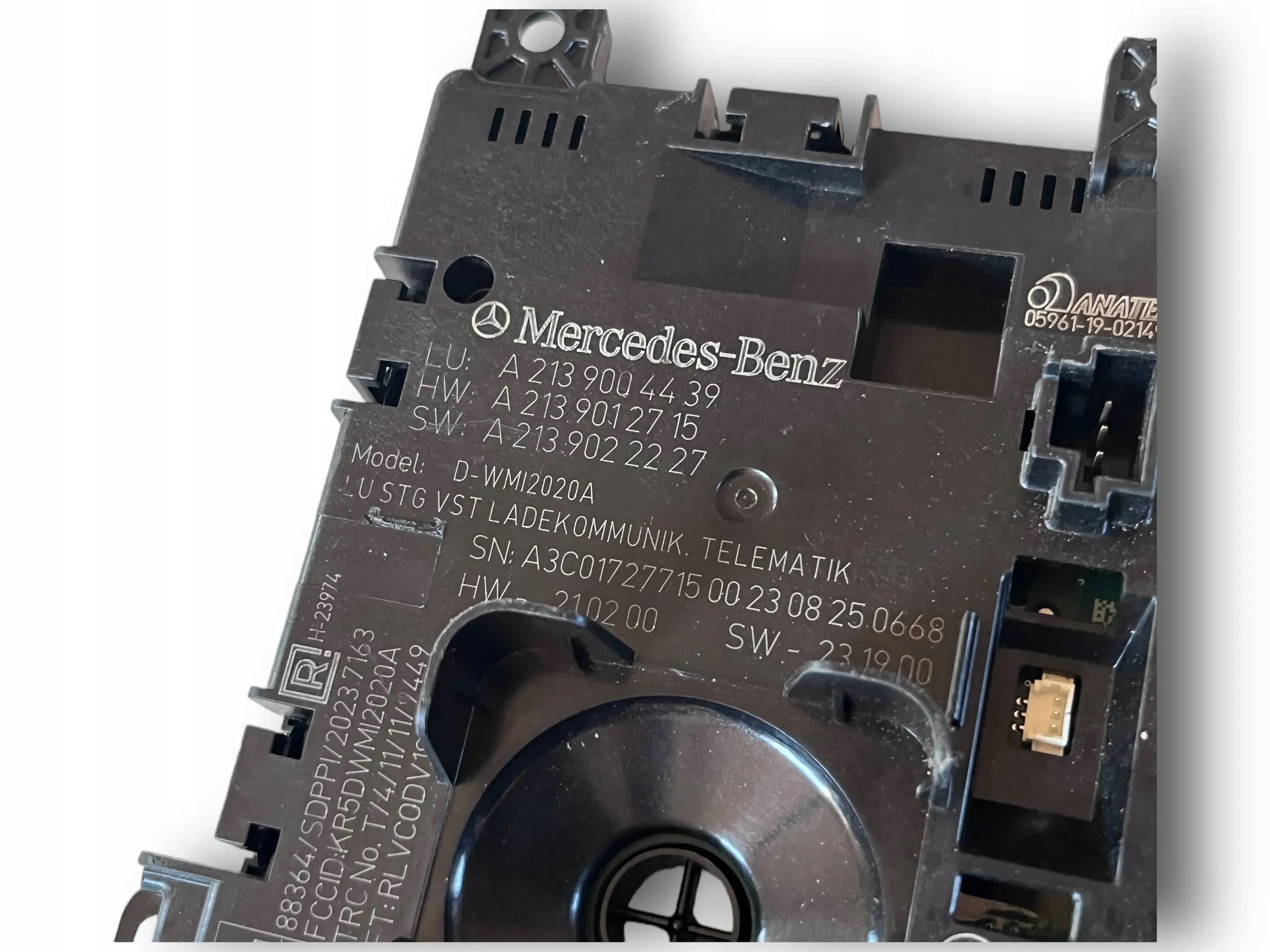 MERCEDES W213 control unit TELEMATIK 2139004439 @M