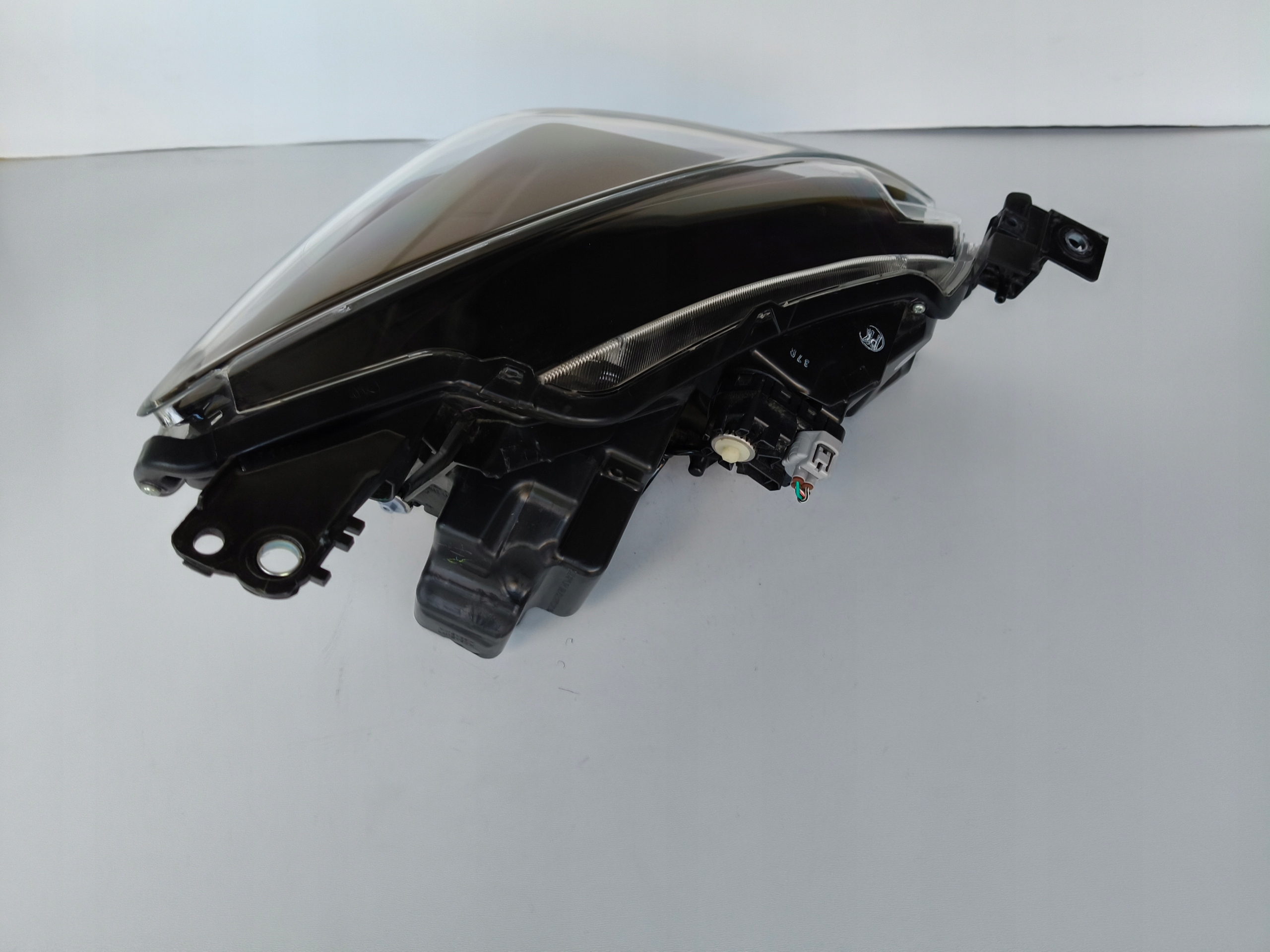 light left REFLEKTOR MAZDA 2 20- LIFT FULL LED 13 PIN