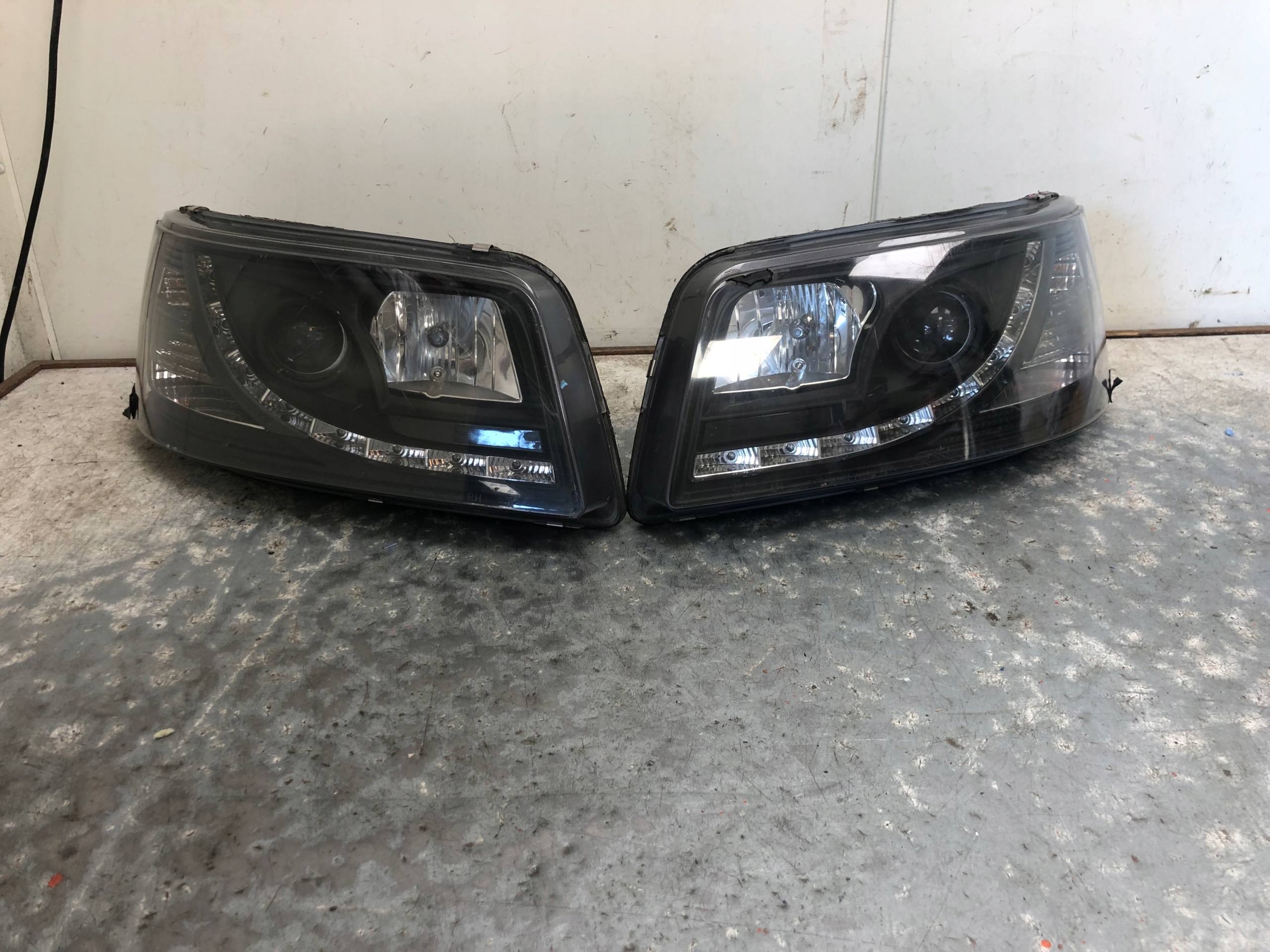 light left right front SONAR VW T5 SK3401-VWT503 SK3402-VWT503 KOMPLET