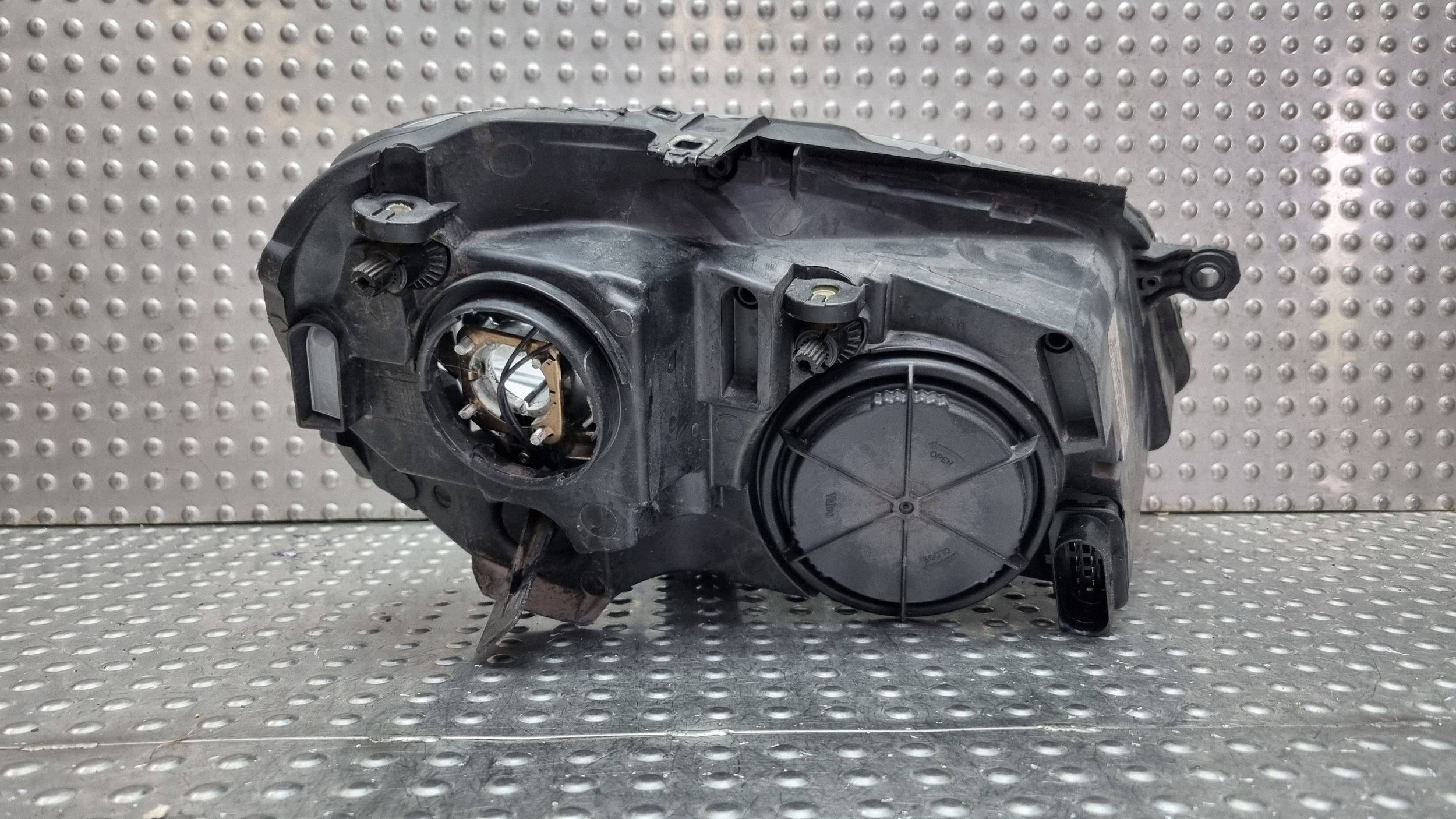 light REFLEKTOR left front 6Q1941007AT VW POLO IV 9N LIFT