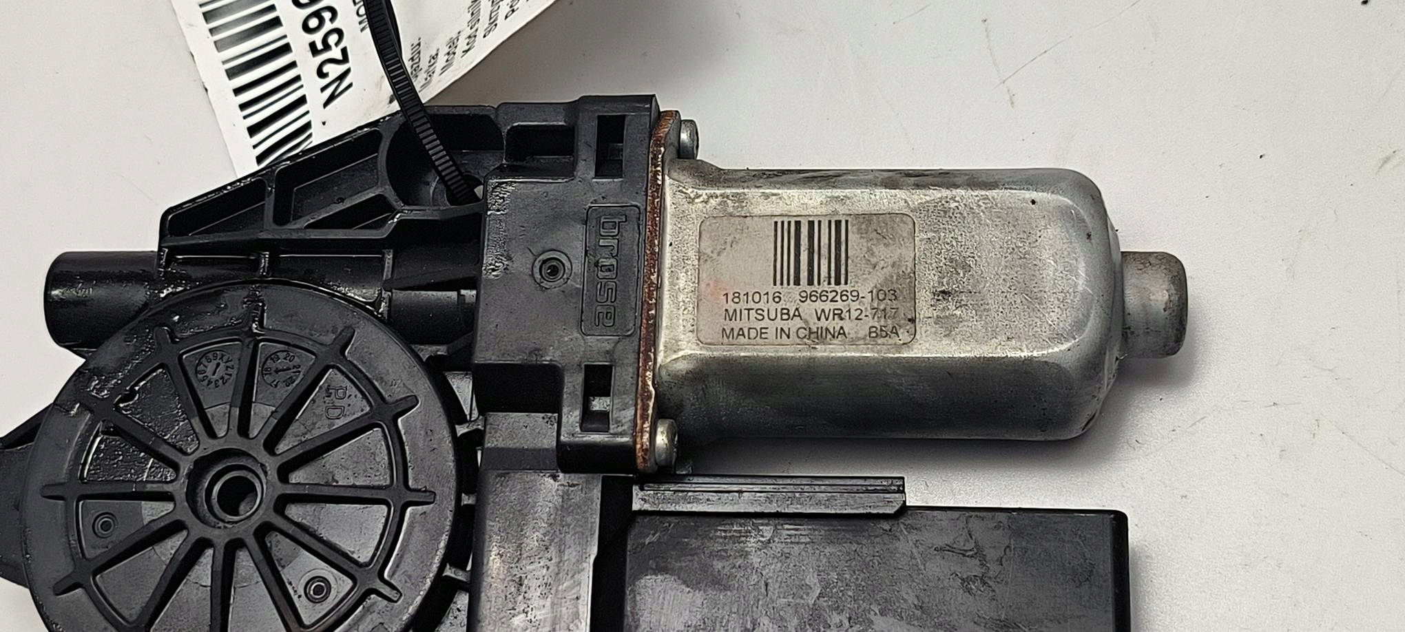 mini motor windows right front 31674757 VOLVO V60 II