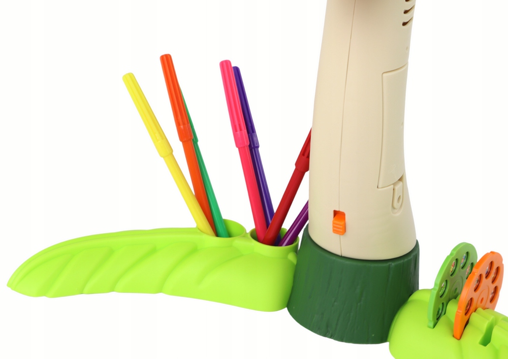 PROJEKTOR DINOZAUR RZUTNIK DO NAUKI RYSOWANIA + AKCESORIA `DŹWIĘKI Szerokość produktu 36 cm