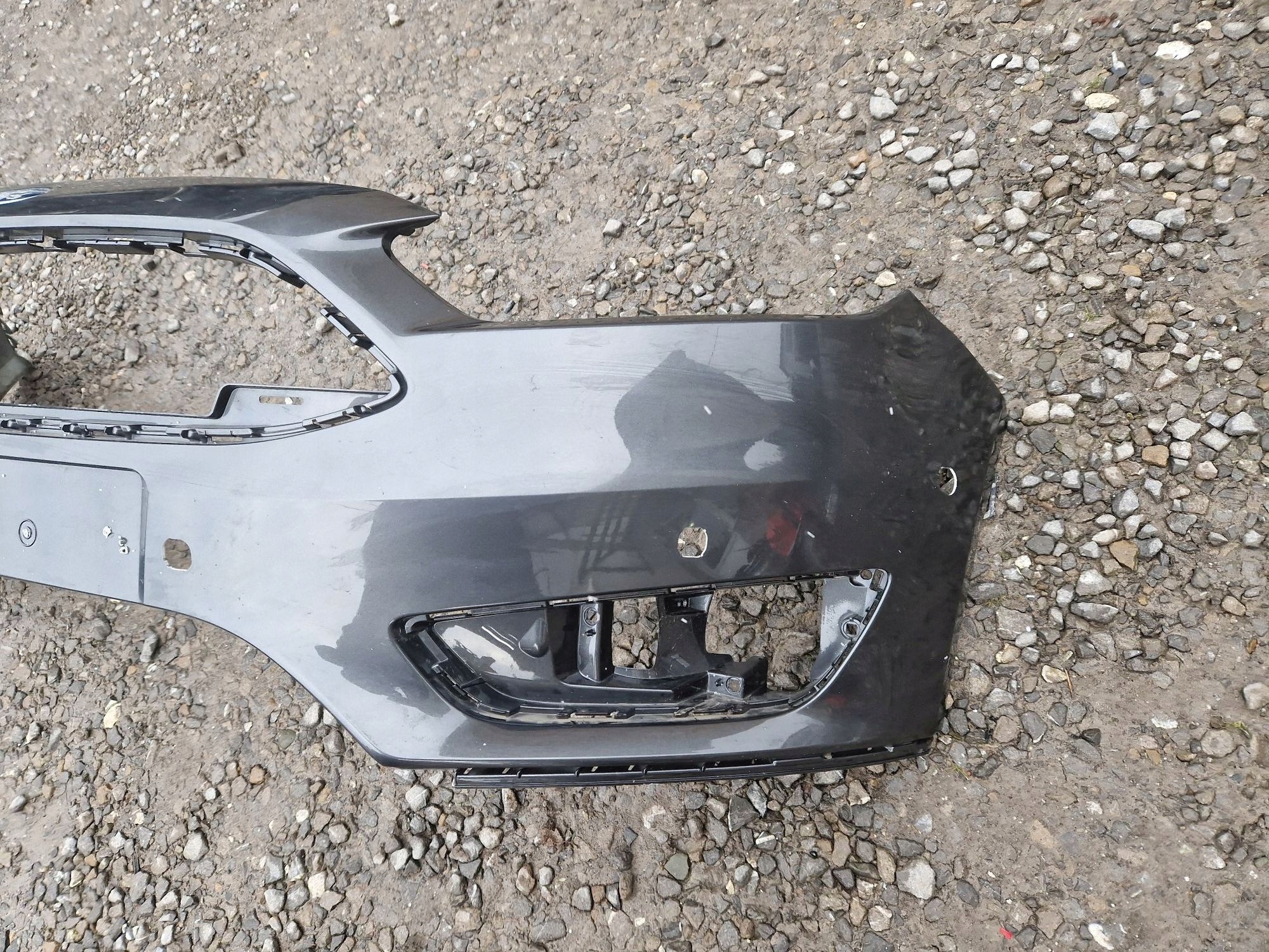 nárazník přední FORD FOCUS III LIFT 2014R->