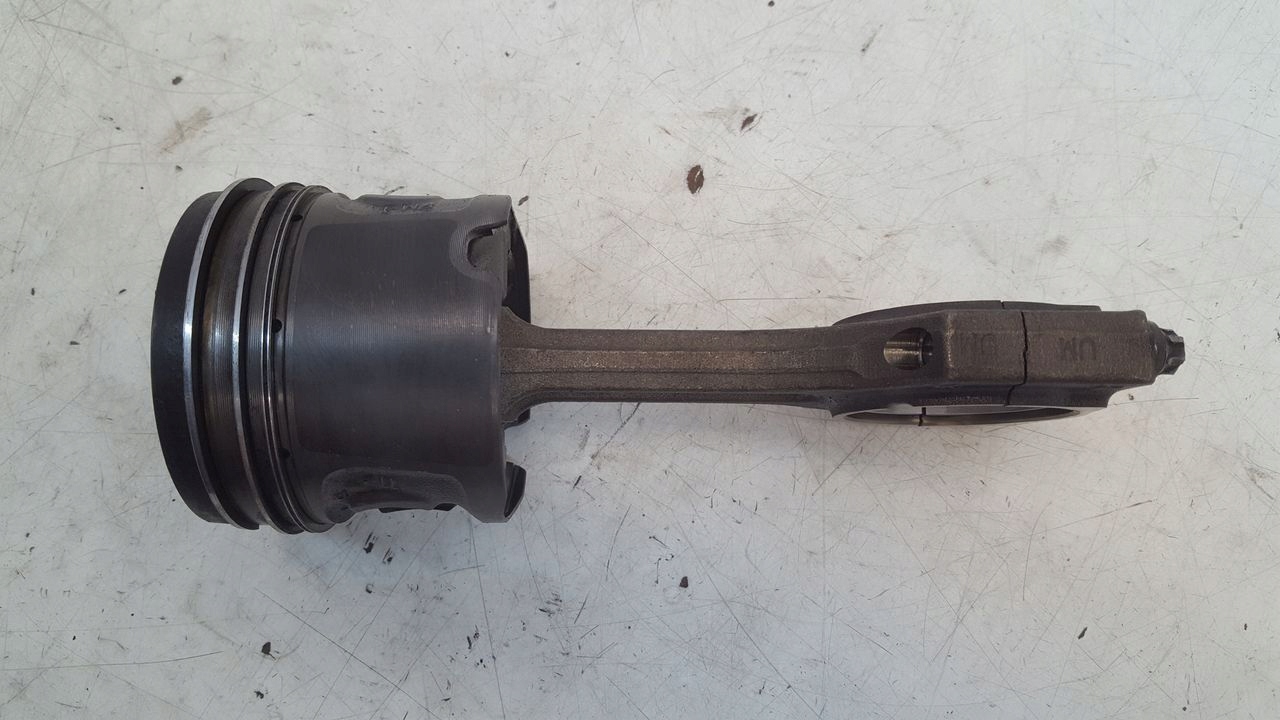 piston connecting rod BMW E60 2,0D