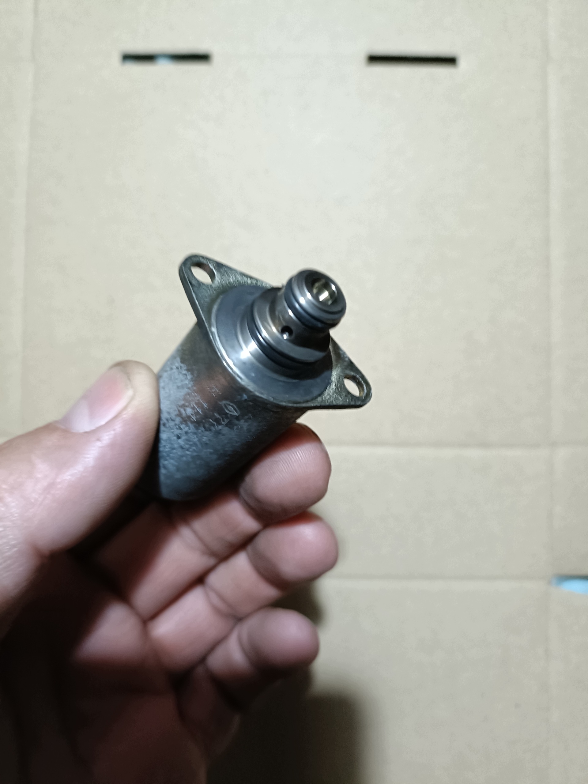 Regulator Pression Carburant Renault Laguna 2 2.0 IDE 7700113483