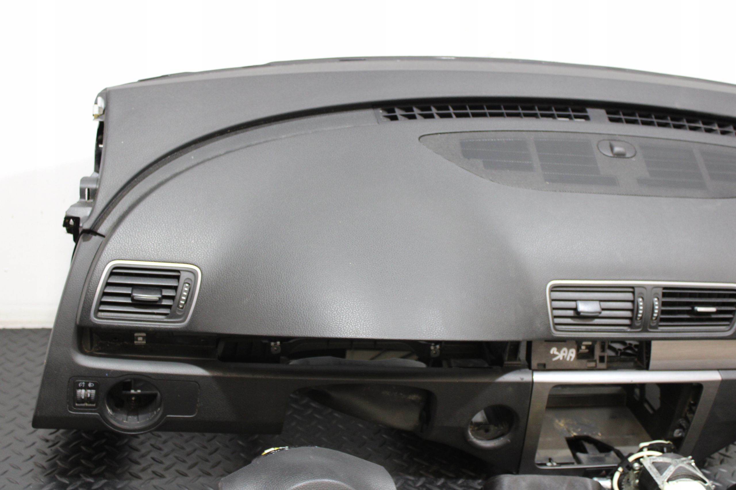 dashboard console airbag airbags VW PASSAT B7 3AA