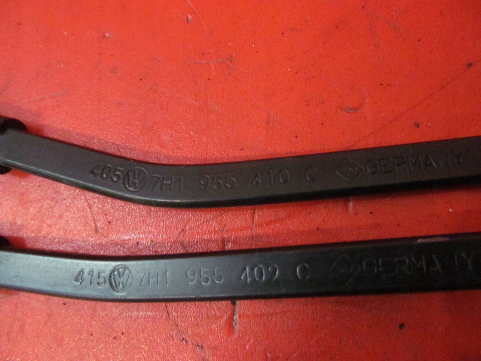 VW TRANSPORTER T5 wiper arm right left front EUROPA KOMPLET