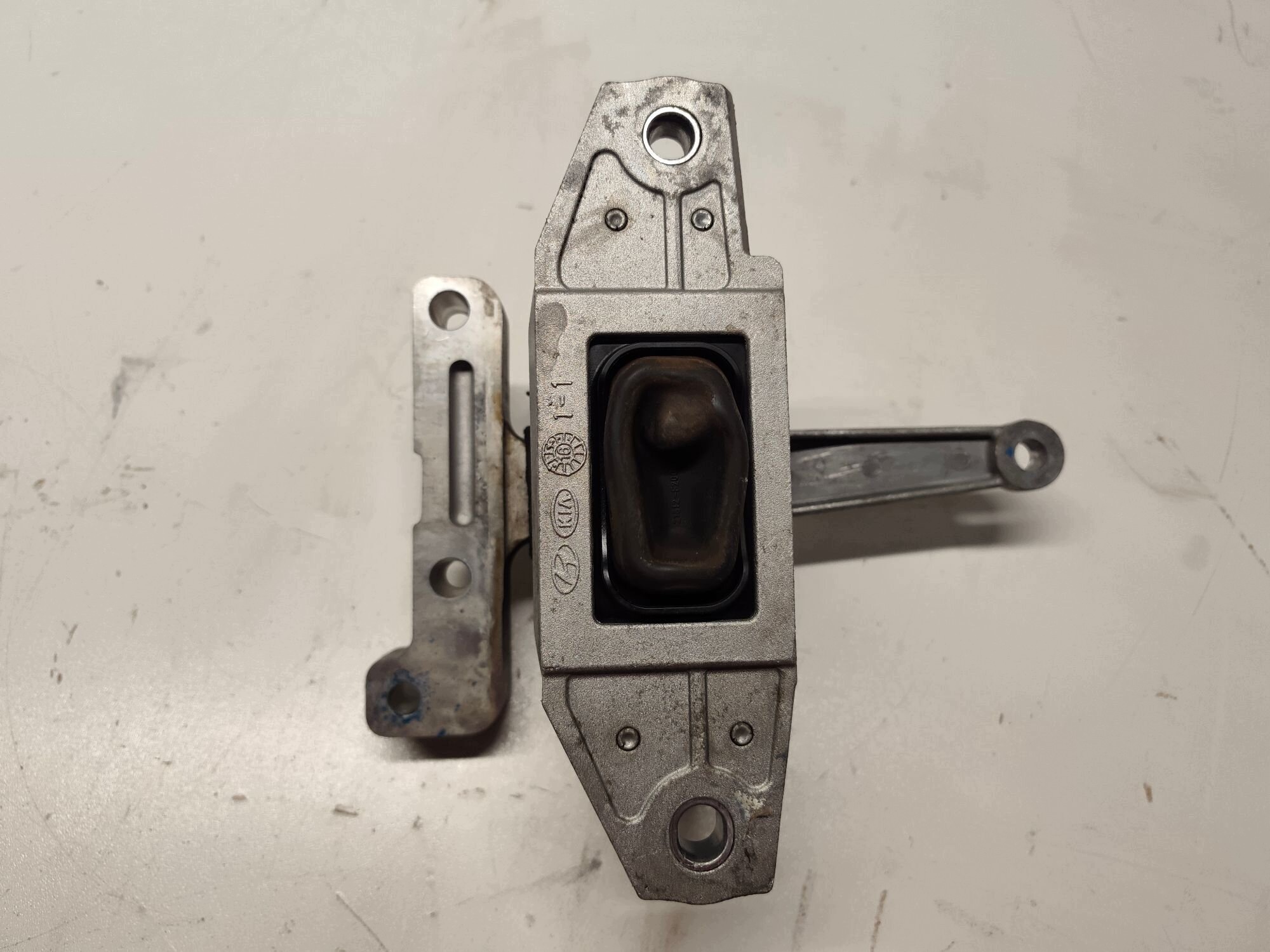 HYUNDAI I30 III 1.4 T.GDI holder engine mount 17-21