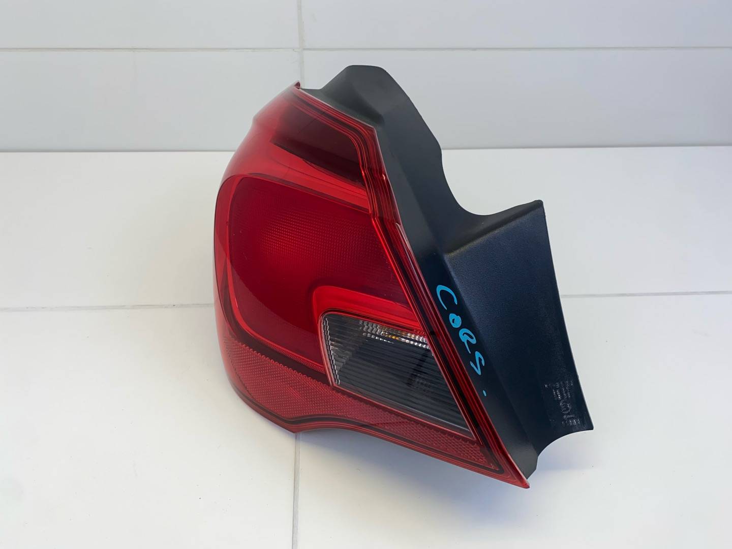 light rear left side Opel Corsa E 2016 39012621
