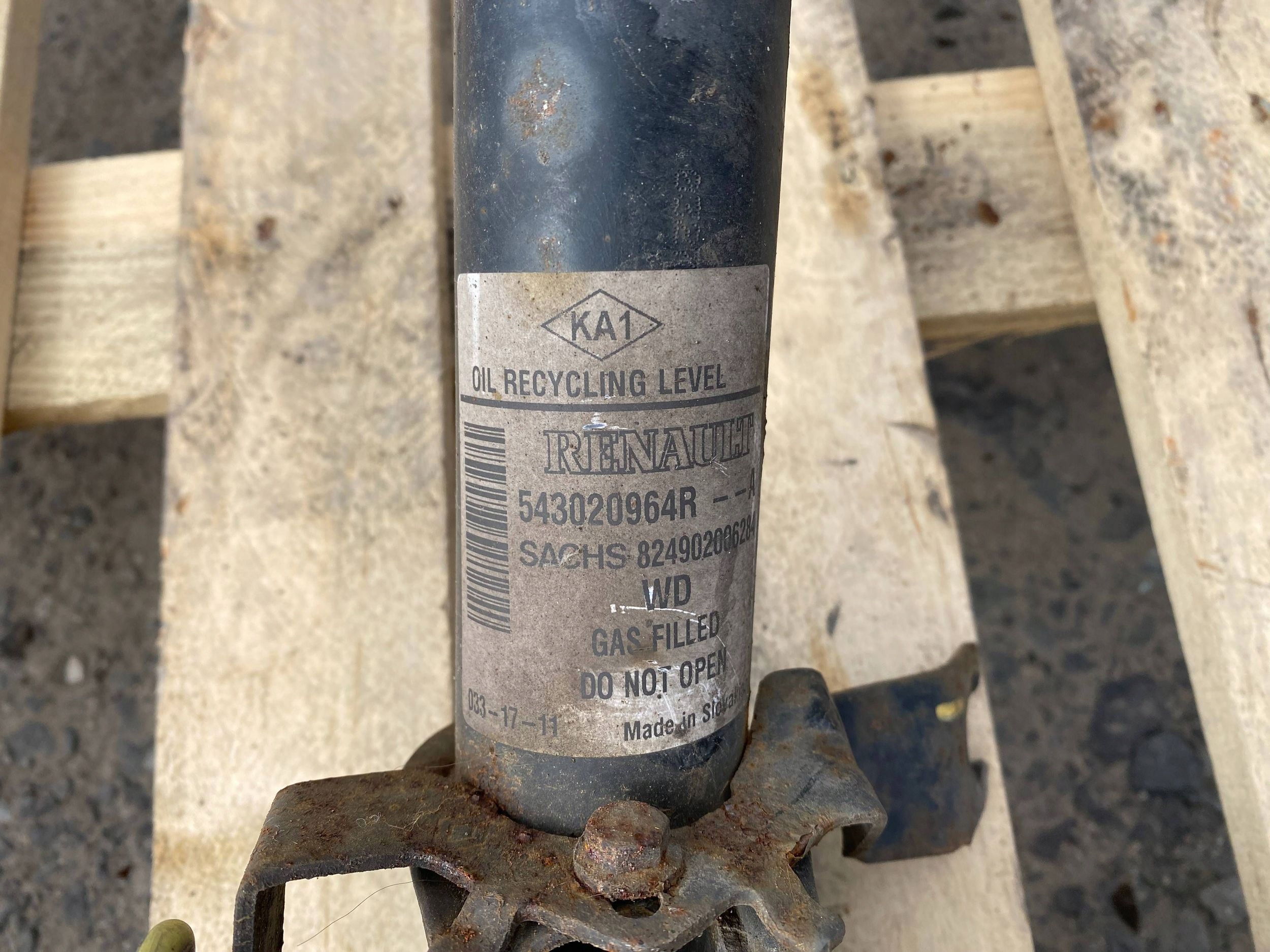 DACIA DOKKER and LIFT 1.5 DCI McPherson swing shock absorber right front