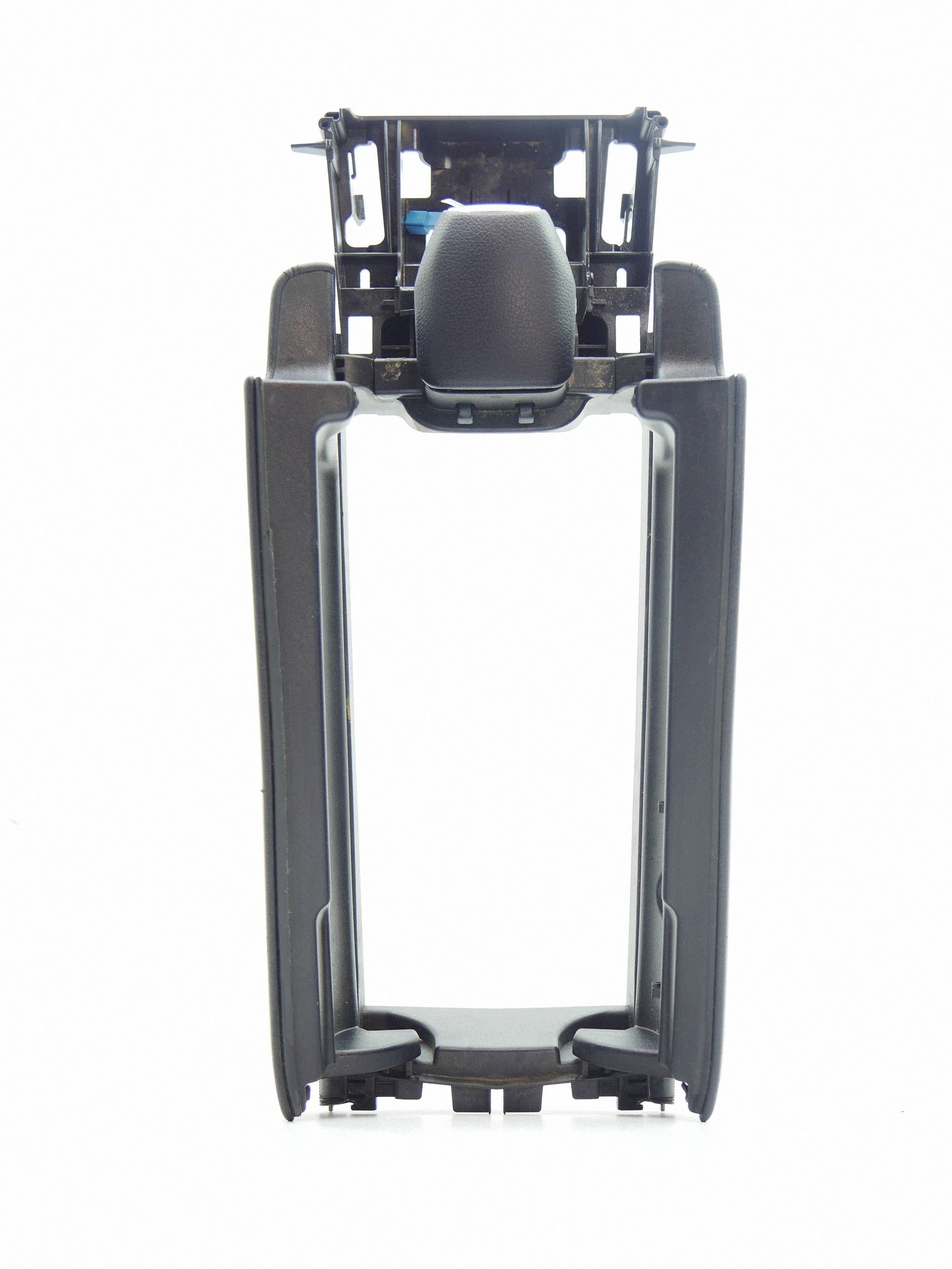 bracciolo MERCEDES W212 A2125409110
