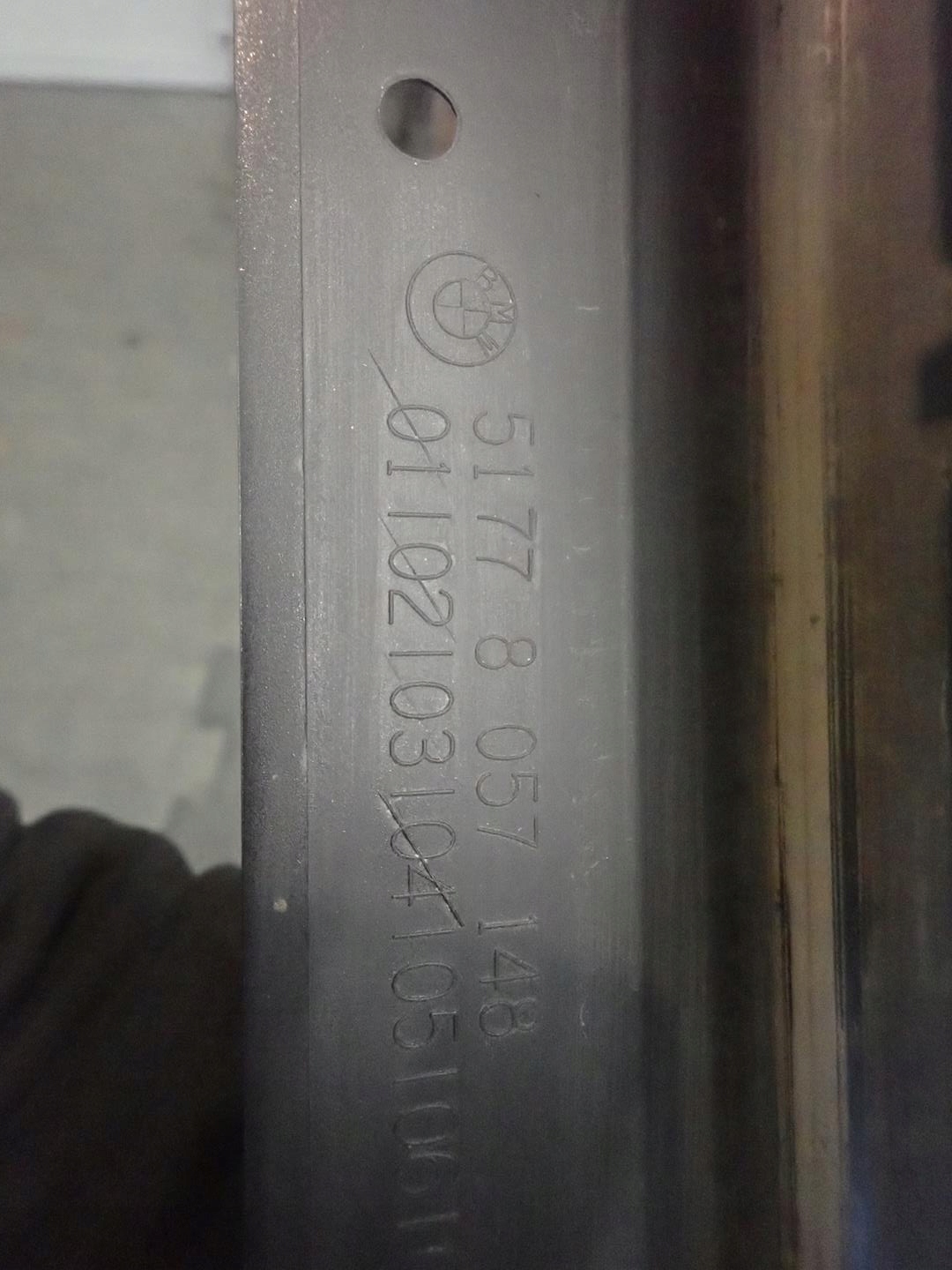 threshold right moulding threshold BMW 3 GT F34 8057148