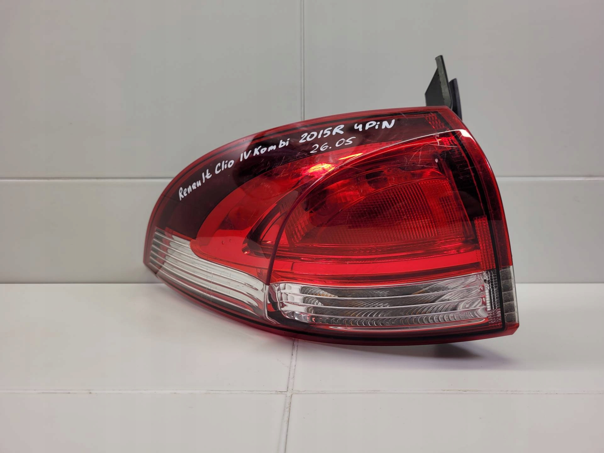 light rear left side Renault Clio 4 2015 265507408R