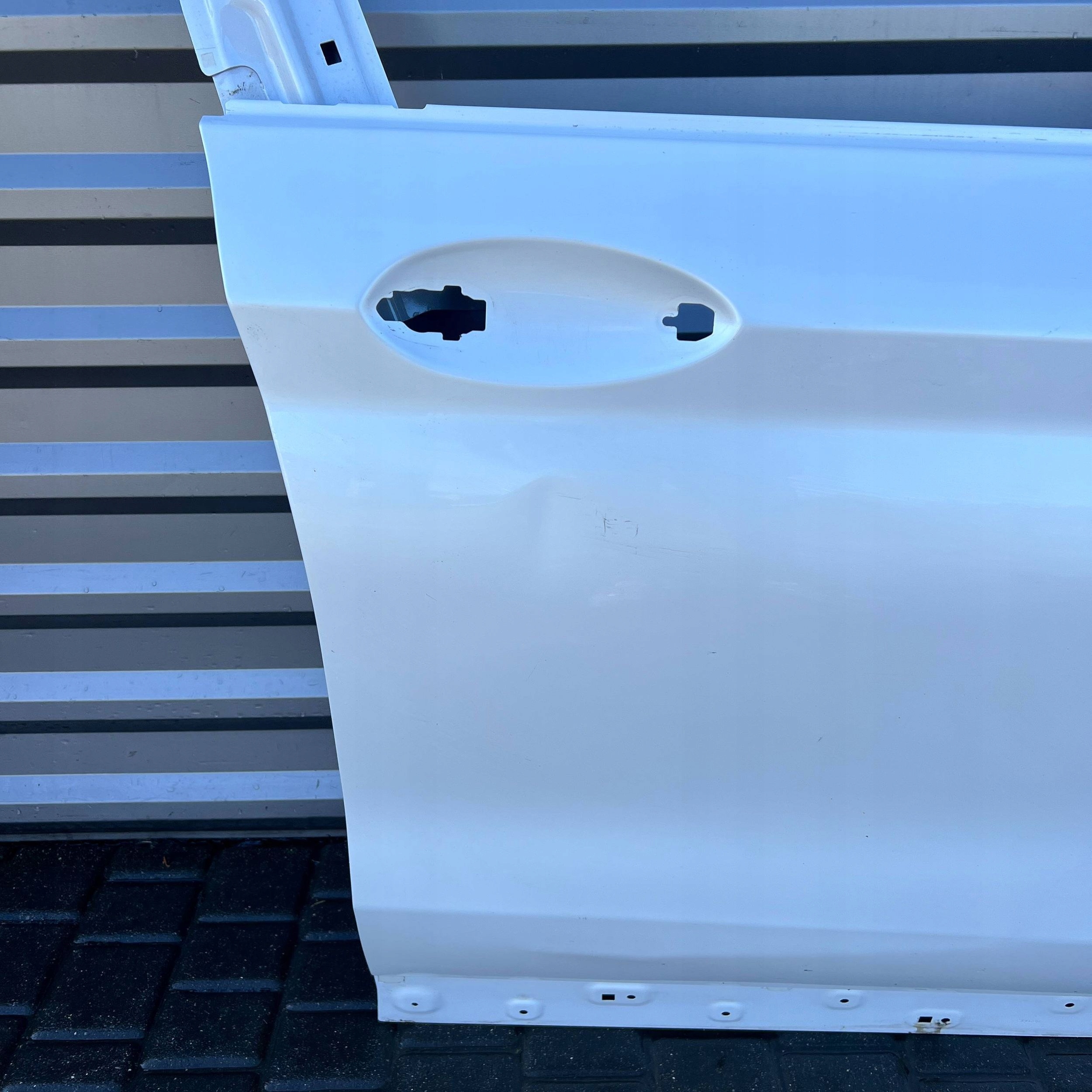BMW X3 G01 DRZWI PRZOD PRZEDNIE PRAWE Strona zabudowy przód - prawa