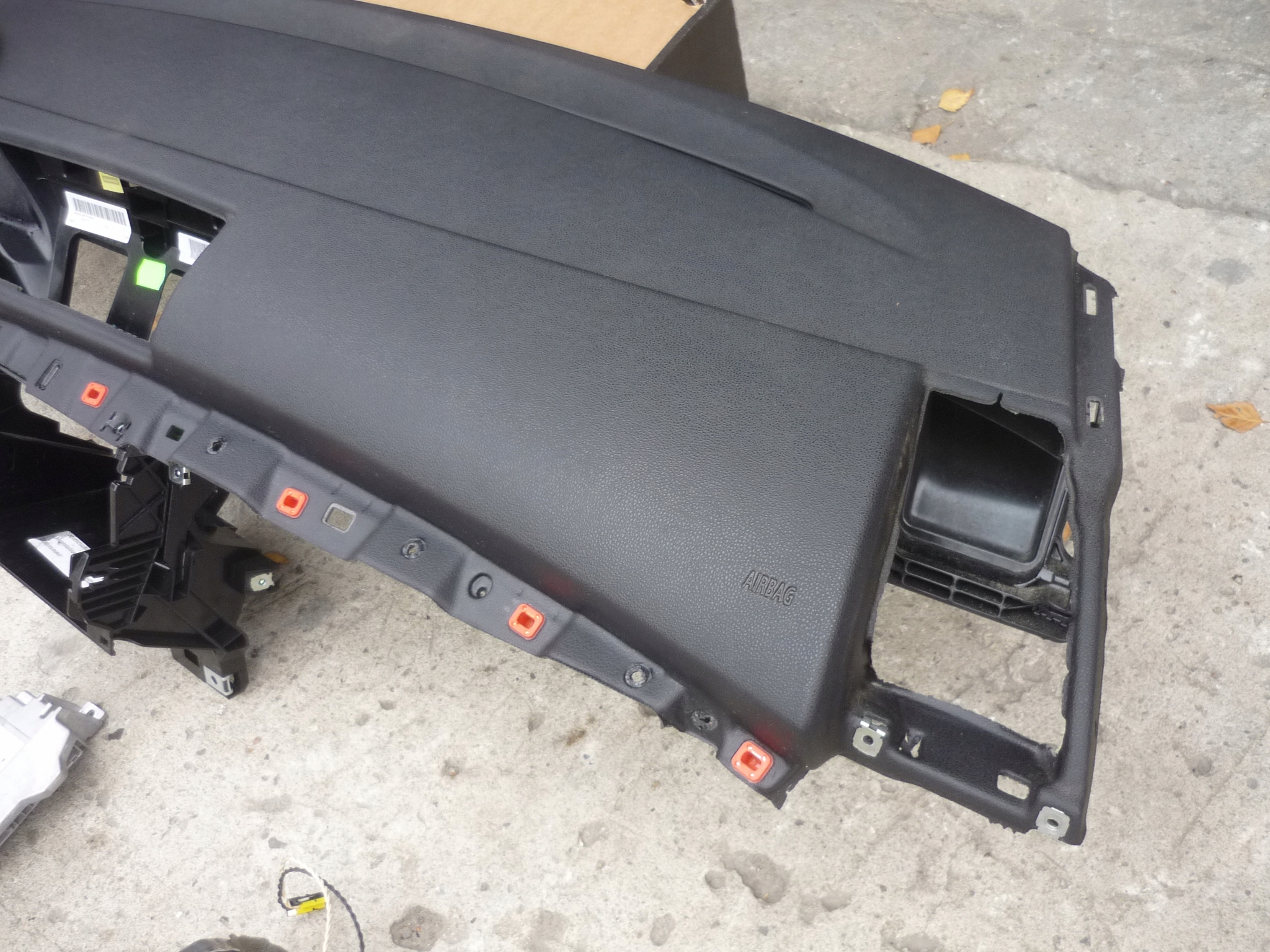 торпеда + Подушки + + BMW 1 E87 E81 E82 E88 хорошее черный