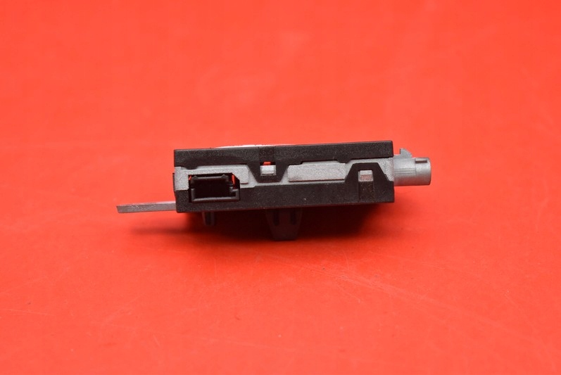 amplifier ANTENY 30761696 VOLVO S60 2 II 10-13