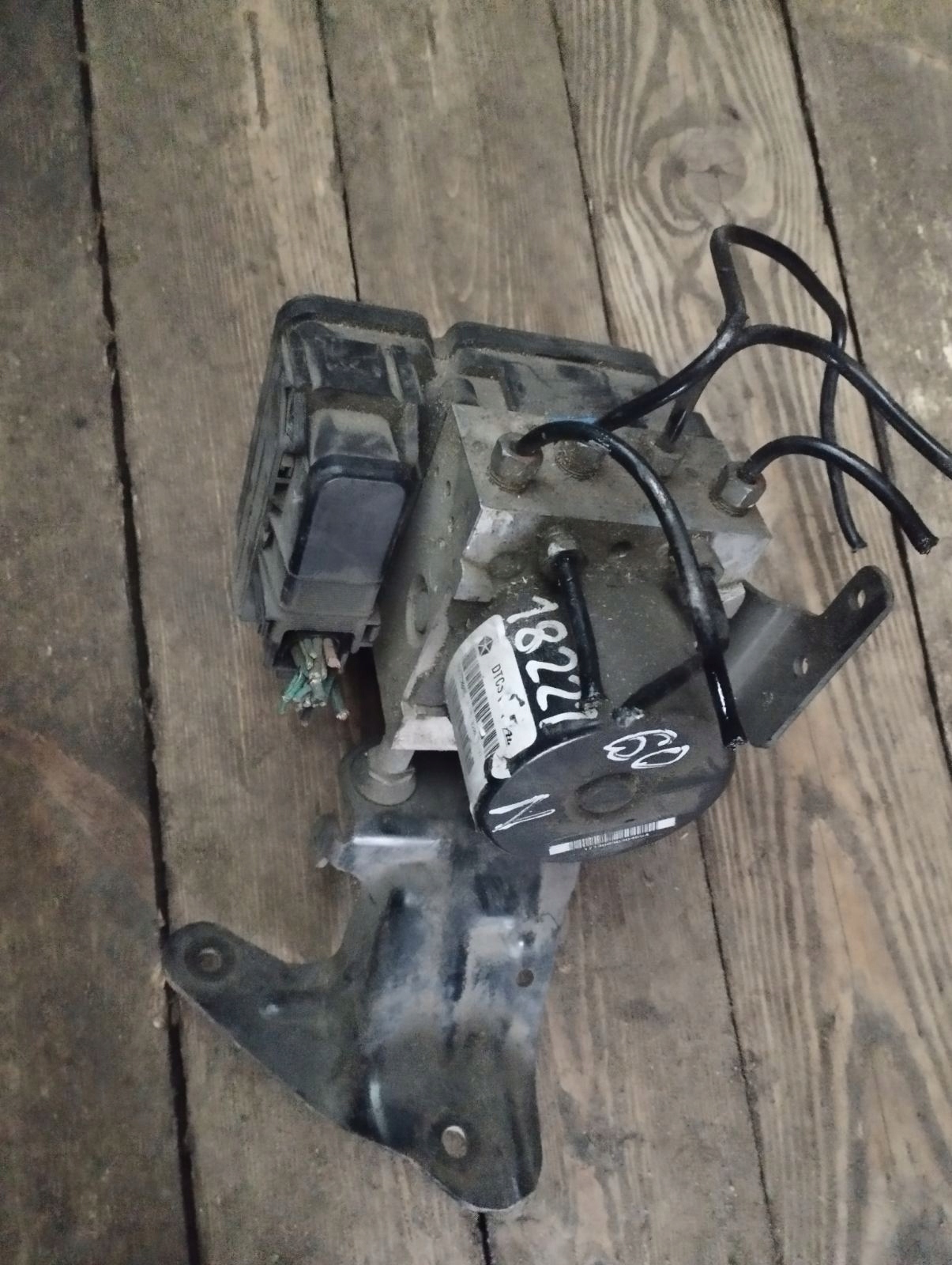 НАСОС ABS CHRYSLER VOYAGER P04721090AC