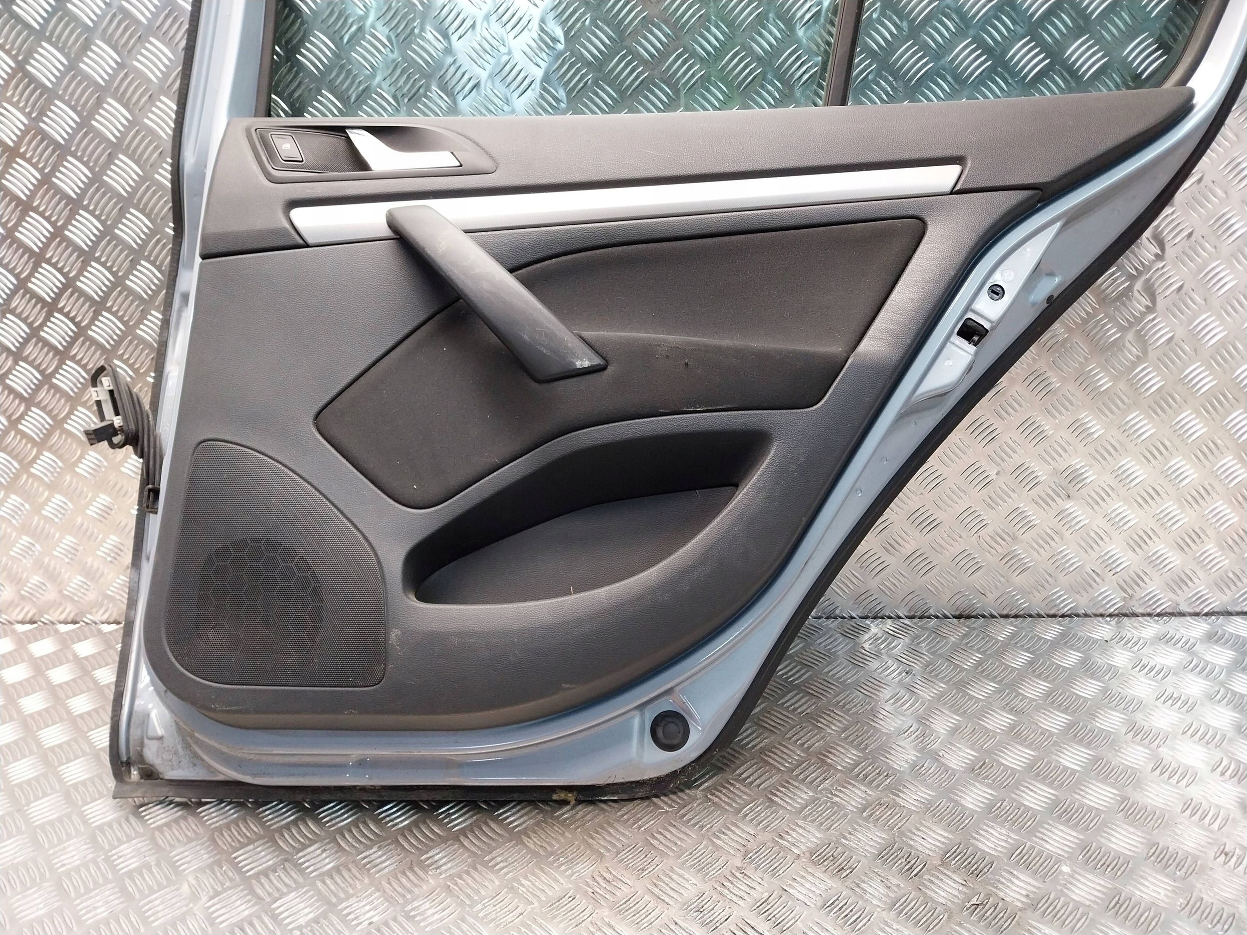 door rear part right SKODA OCTAVIA II HATCHBACK 04
