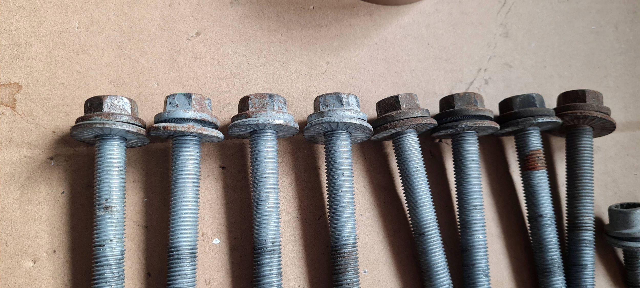 A5 8W S5 LIFT screws springing SANEK axle beam front KOLYSKI siders A4 B9 8W