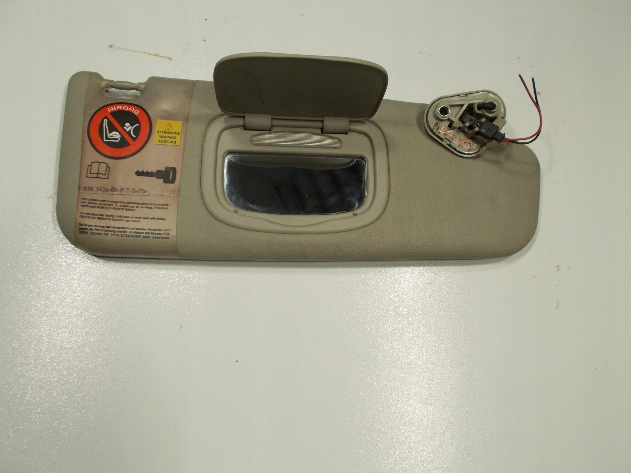 ALFA ROMEO 159 cover visor visor right ORYG. LADNY