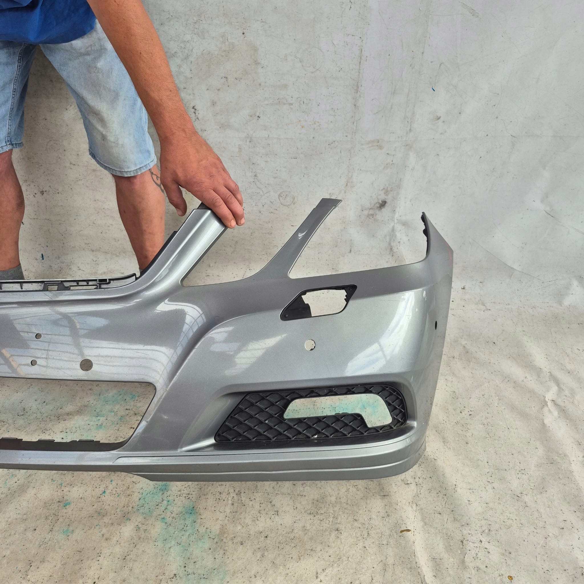 MERCEDES E-KLASA W212 CLASSIC 09-13 bumper front front 6XPDC SPR