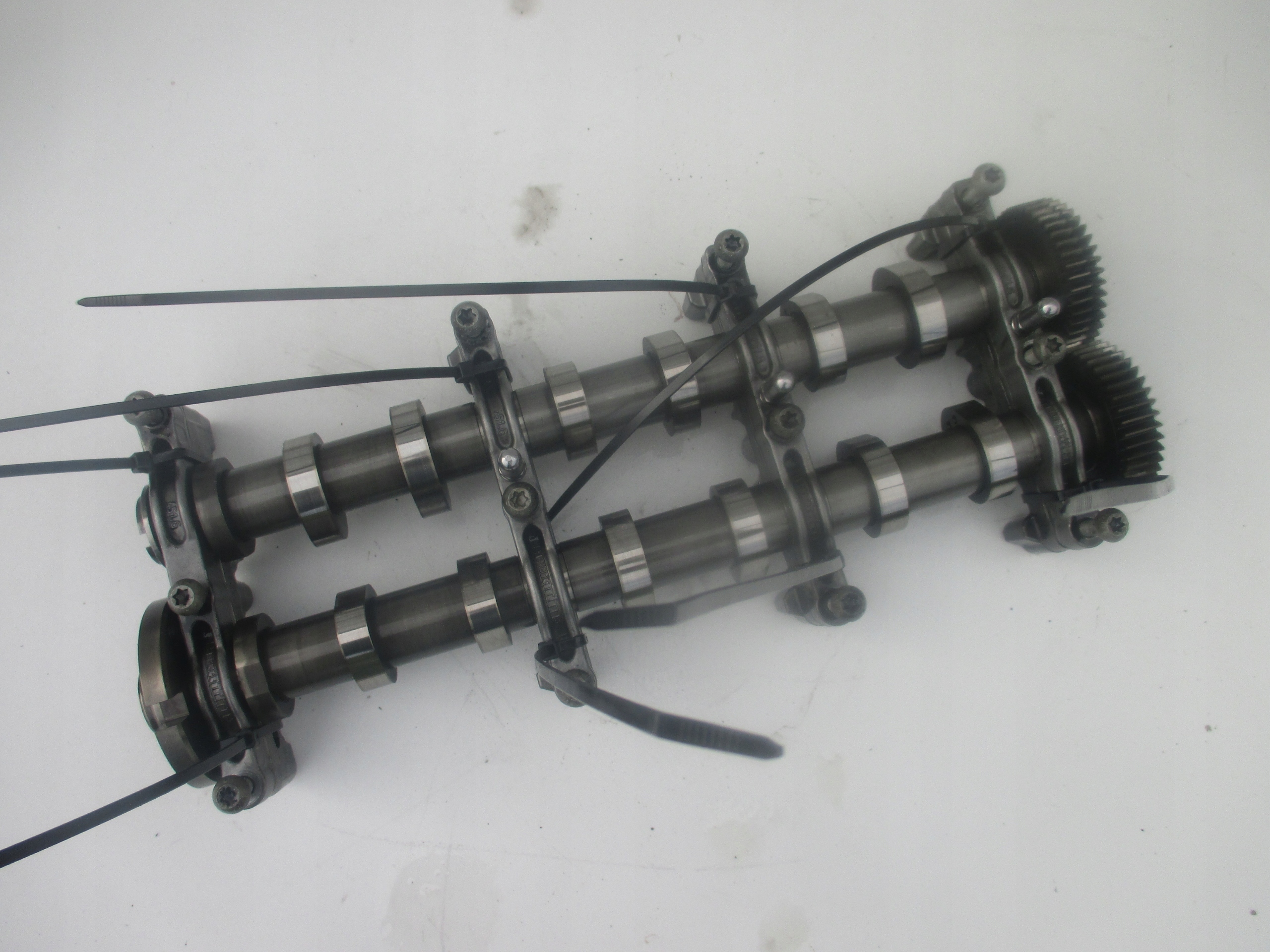 AUDI A8 D4 A6 C7 A4 Q5 Q7 VW TOUAREG 3.0 TDI WAŁKI ROZRZĄDU LEWE PRAWE