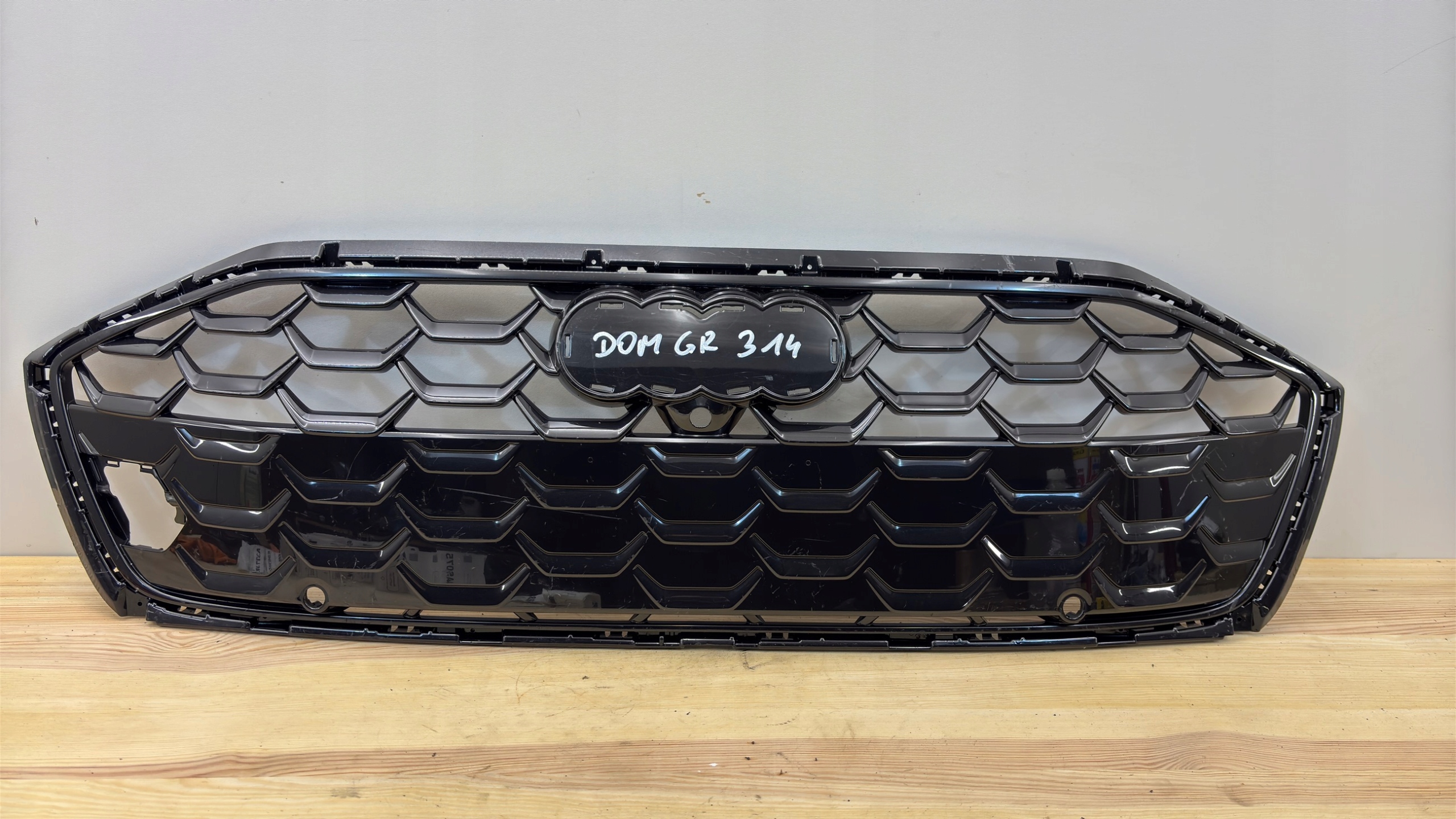 Audi A4 8B3 Kühlergrill FRONTGRILL Kühlergitter 8B3853653A0 - Thumbnail 1