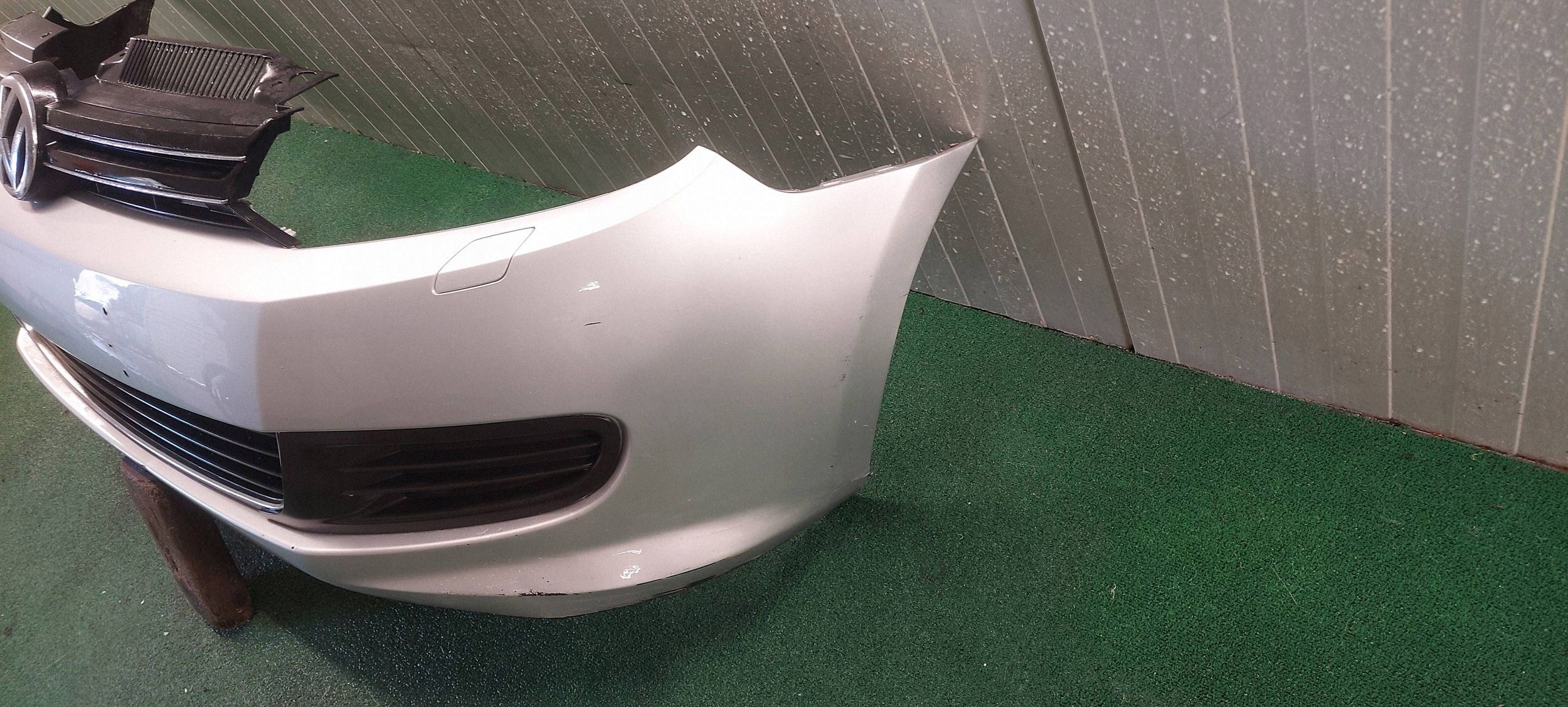 bumper front VW GOLF VI 6 HB R-LINE LAK: LA7W