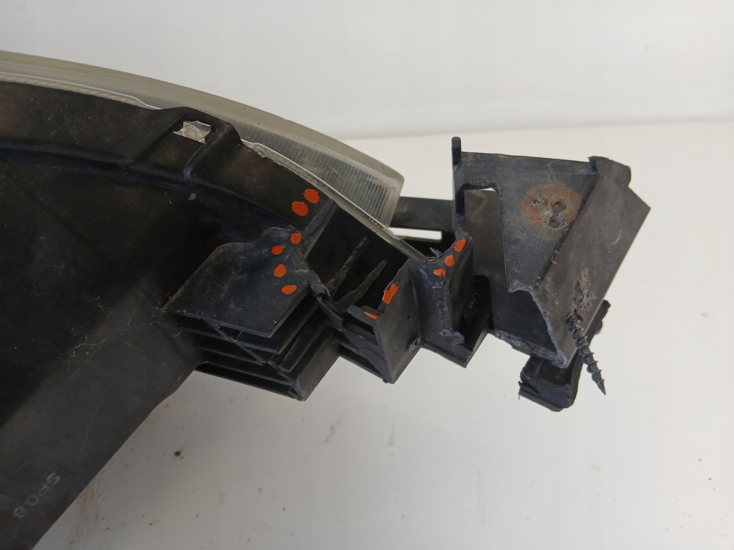 MAZDA 3 BK and light left front lens