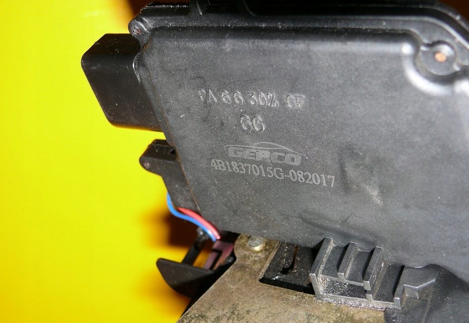 lock door left front AUDI S6 A6 C5 EUROPA 9 vertical